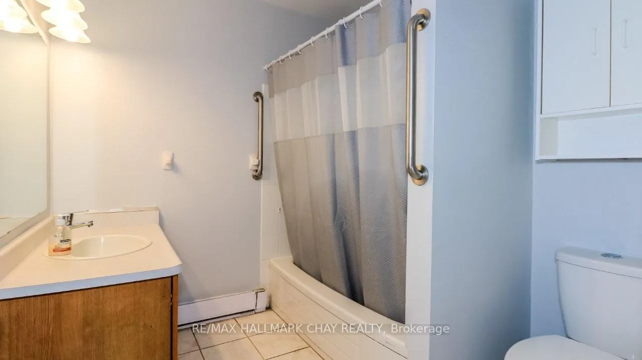 Photo 46 of 155 Maple Avenue, Barrie, City Centre — HOMEH