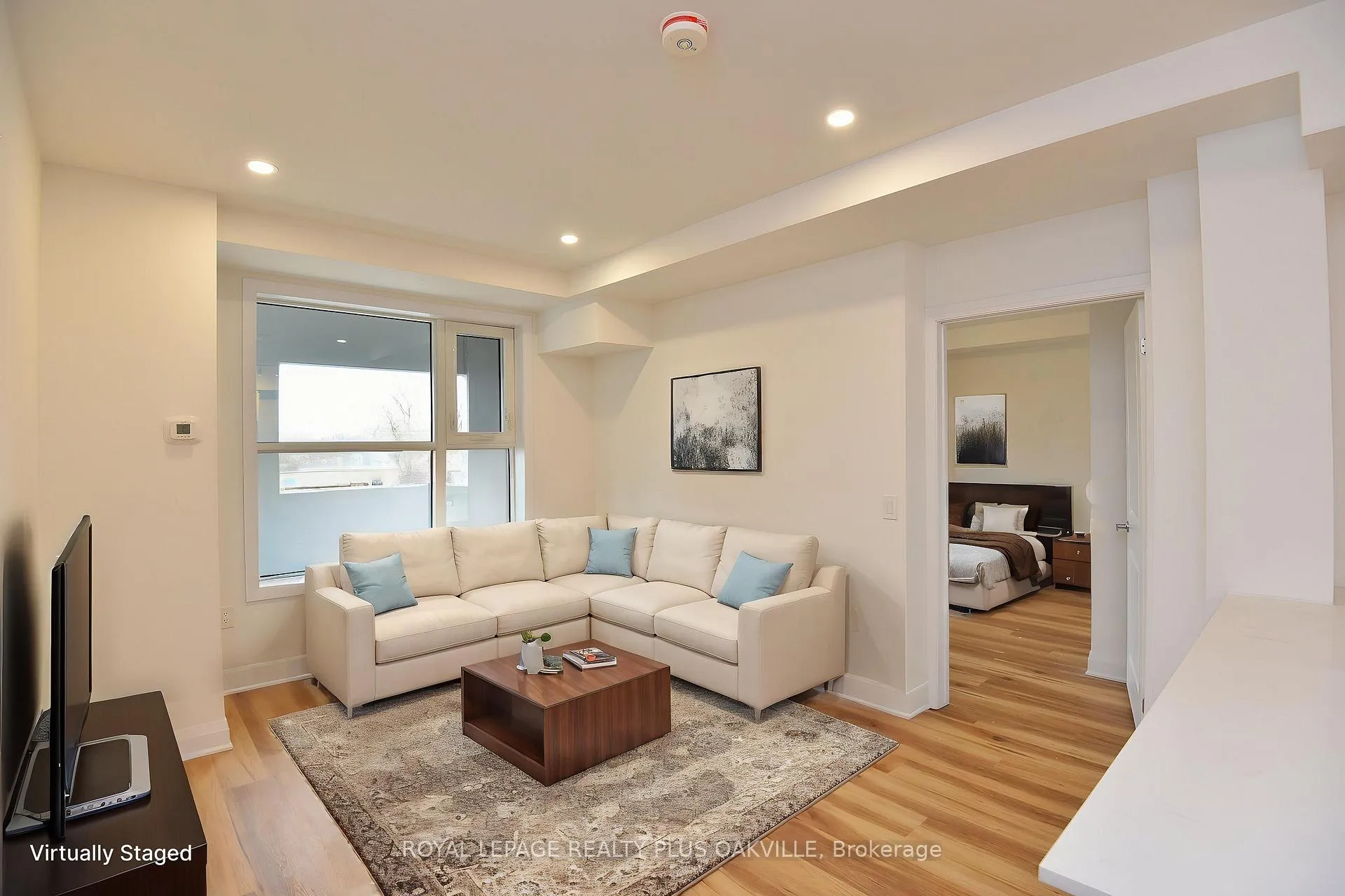 Photo 10 of Unit 211, 1936 Rymal Road, Hamilton, Stoney Creek Mountain — HOMEH