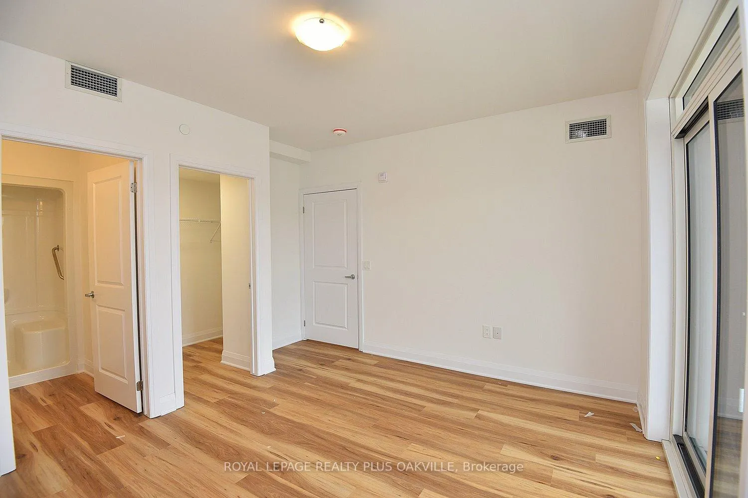 Photo 22 of Unit 211, 1936 Rymal Road, Hamilton, Stoney Creek Mountain — HOMEH