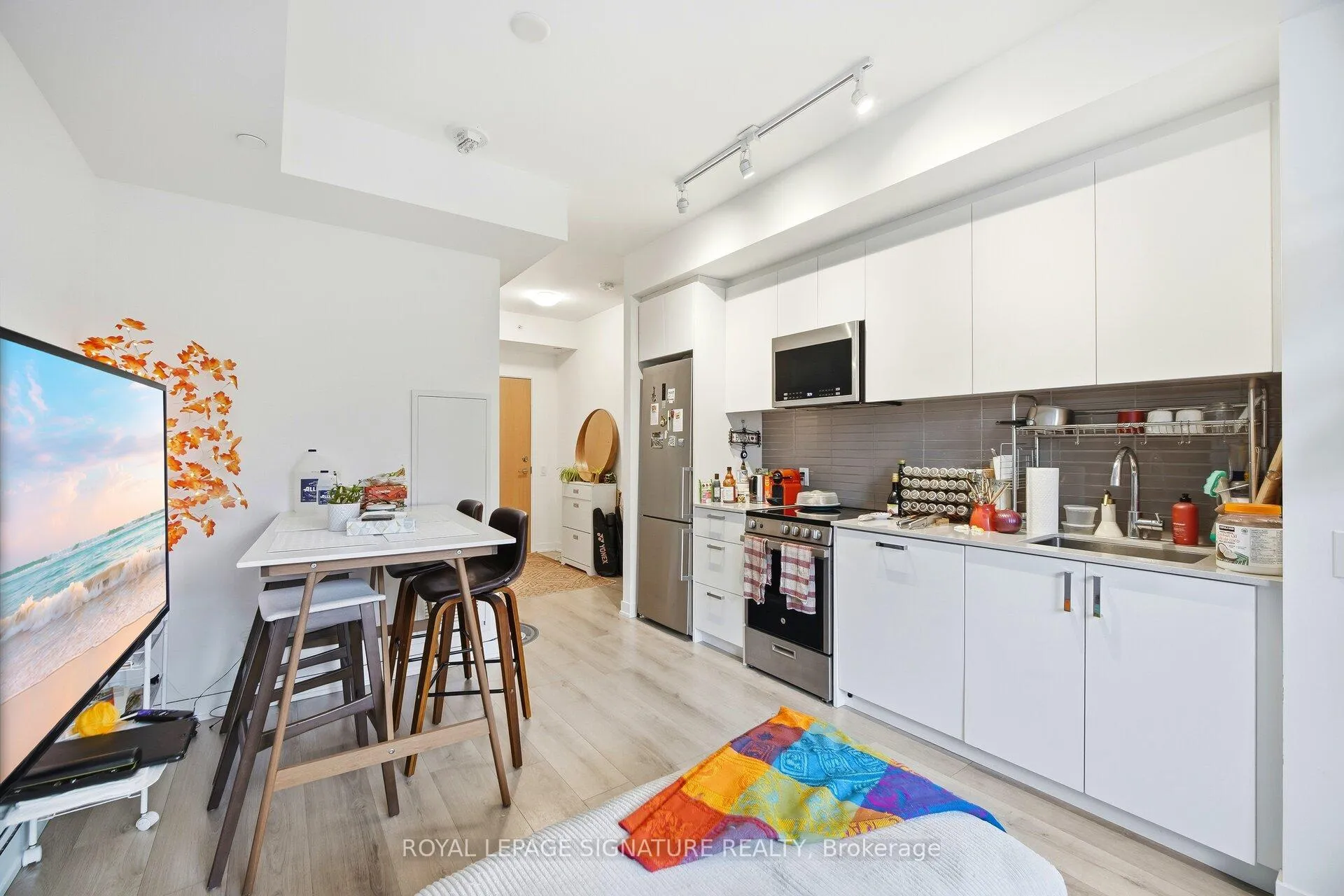 Photo 11 of Unit 208, 1787 St Clair Avenue W, Toronto, Weston-Pellam Park — HOMEH