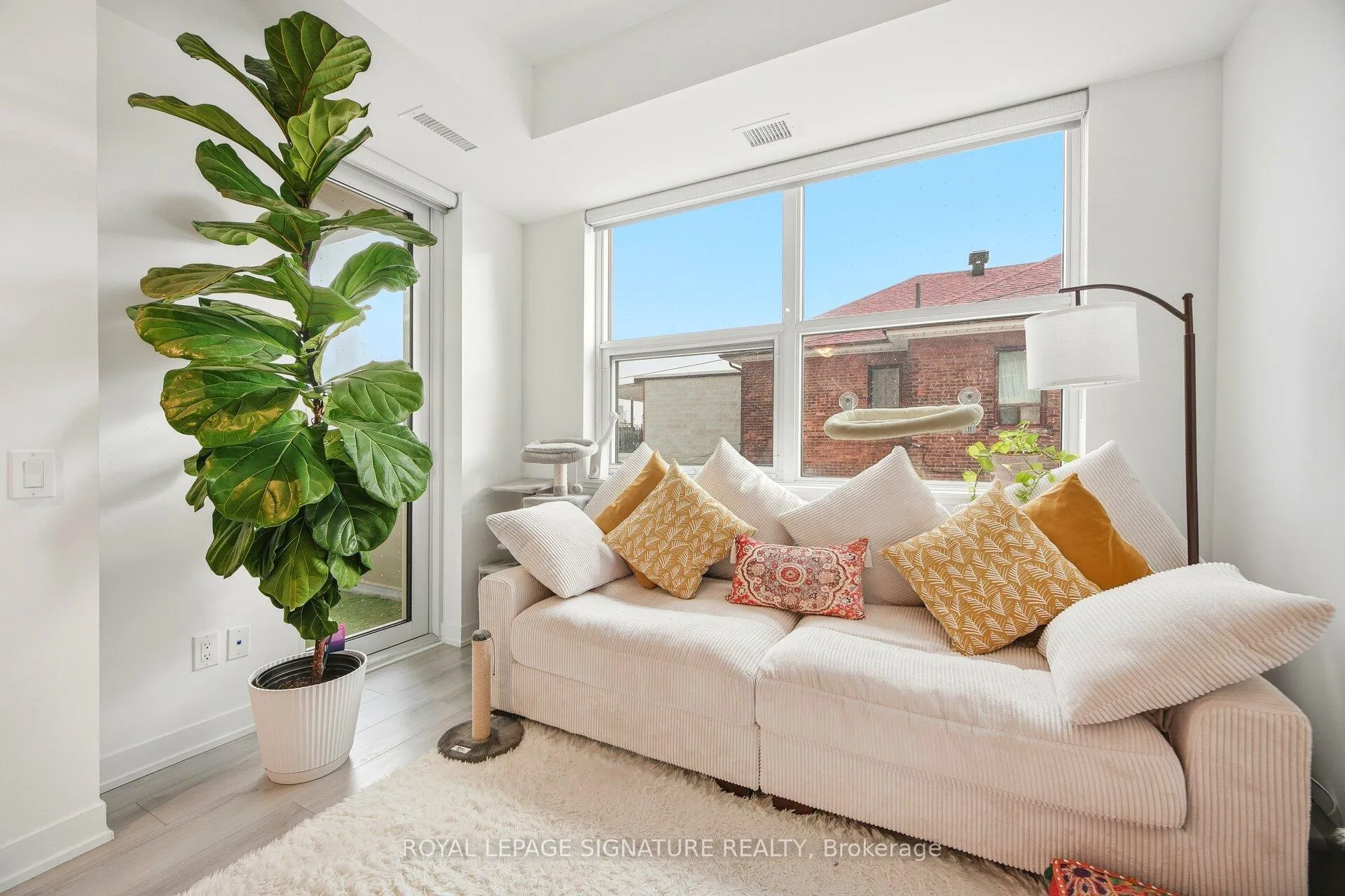 Photo 13 of Unit 208, 1787 St Clair Avenue W, Toronto, Weston-Pellam Park — HOMEH