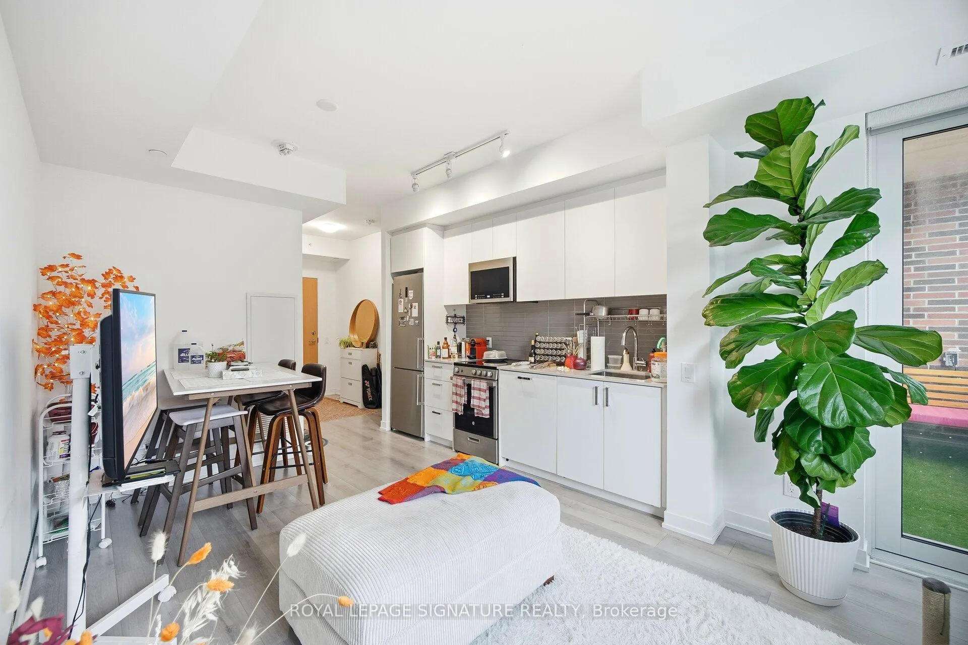 Photo 14 of Unit 208, 1787 St Clair Avenue W, Toronto, Weston-Pellam Park — HOMEH