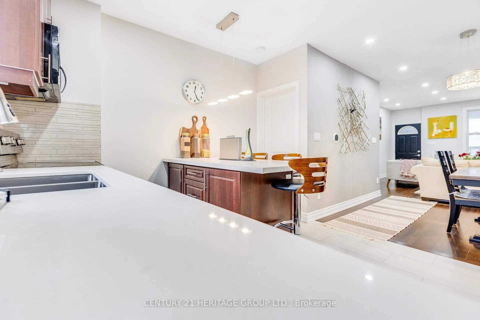 Photo 16 of 3 Denton Avenue, Toronto, Crescent Town — HOMEH