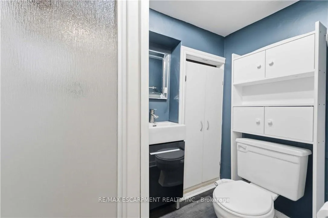 Photo 24 of 40 Nickerson Avenue, St. Catharines, Vine/Linwell — HOMEH