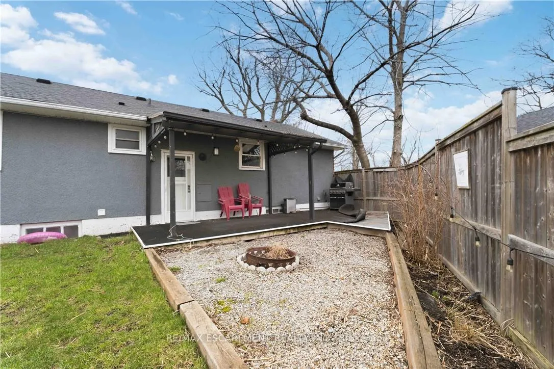 Photo 27 of 40 Nickerson Avenue, St. Catharines, Vine/Linwell — HOMEH