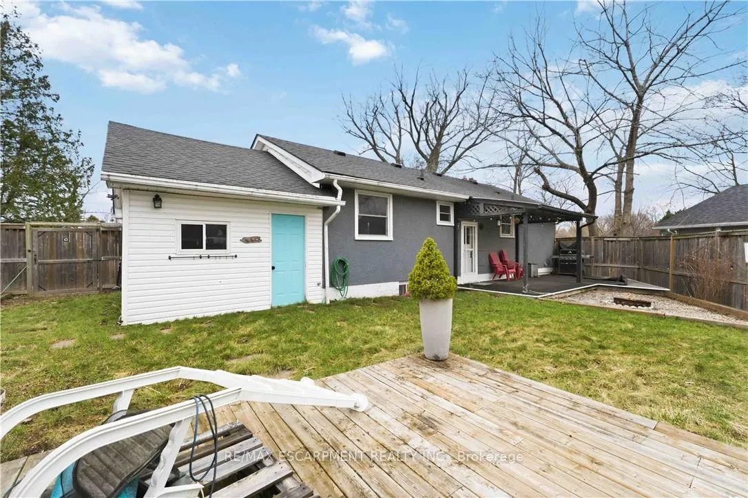 Photo 30 of 40 Nickerson Avenue, St. Catharines, Vine/Linwell — HOMEH