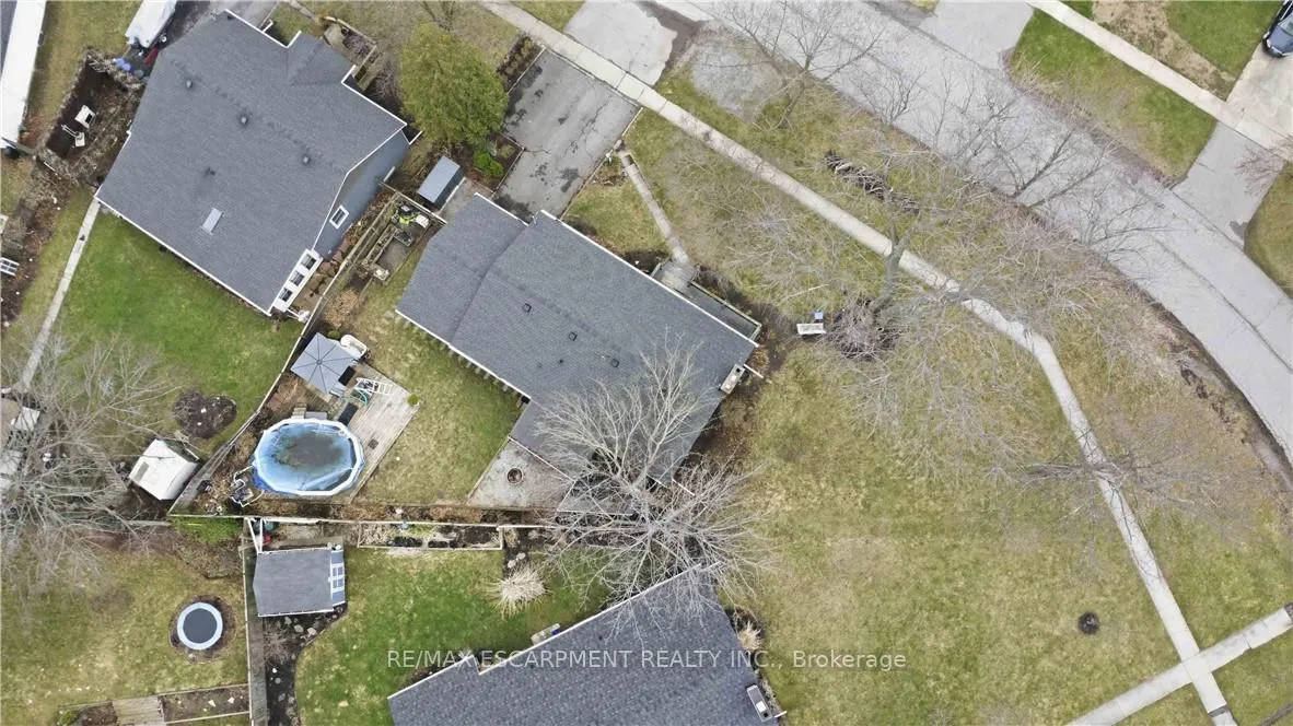 Photo 32 of 40 Nickerson Avenue, St. Catharines, Vine/Linwell — HOMEH