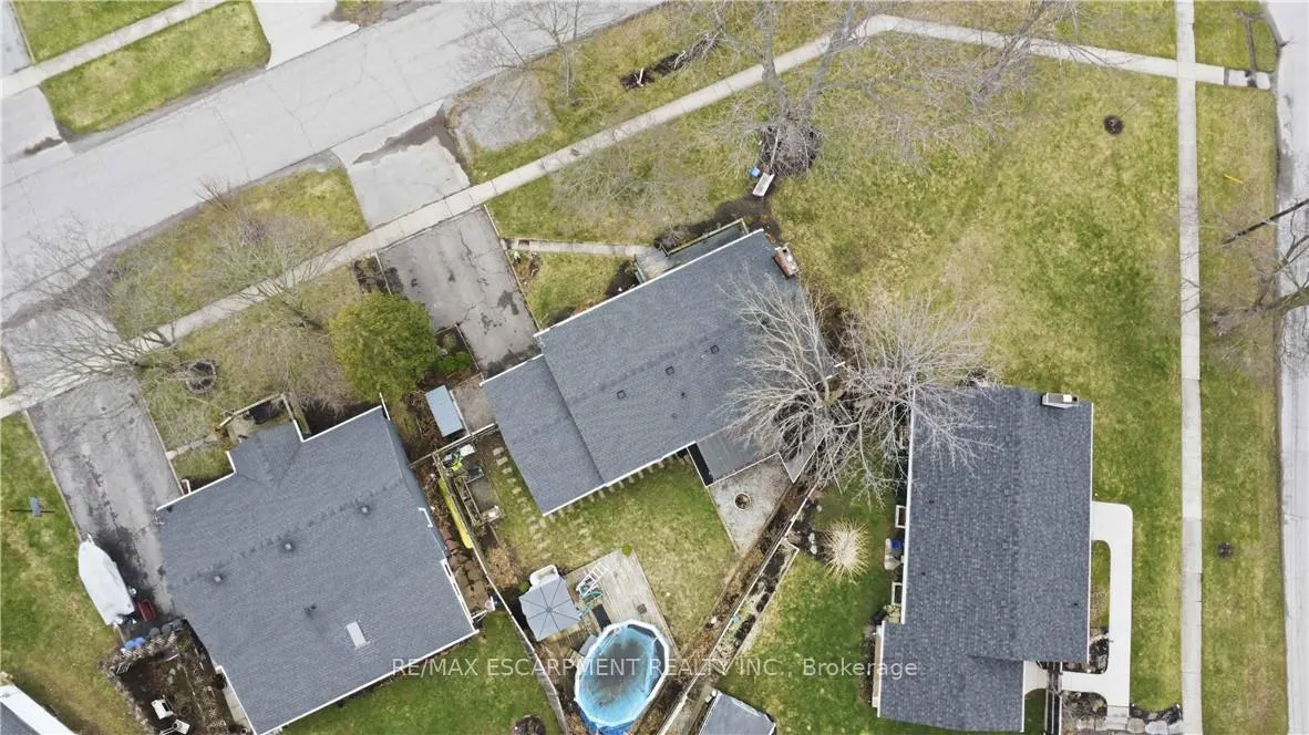 Photo 34 of 40 Nickerson Avenue, St. Catharines, Vine/Linwell — HOMEH