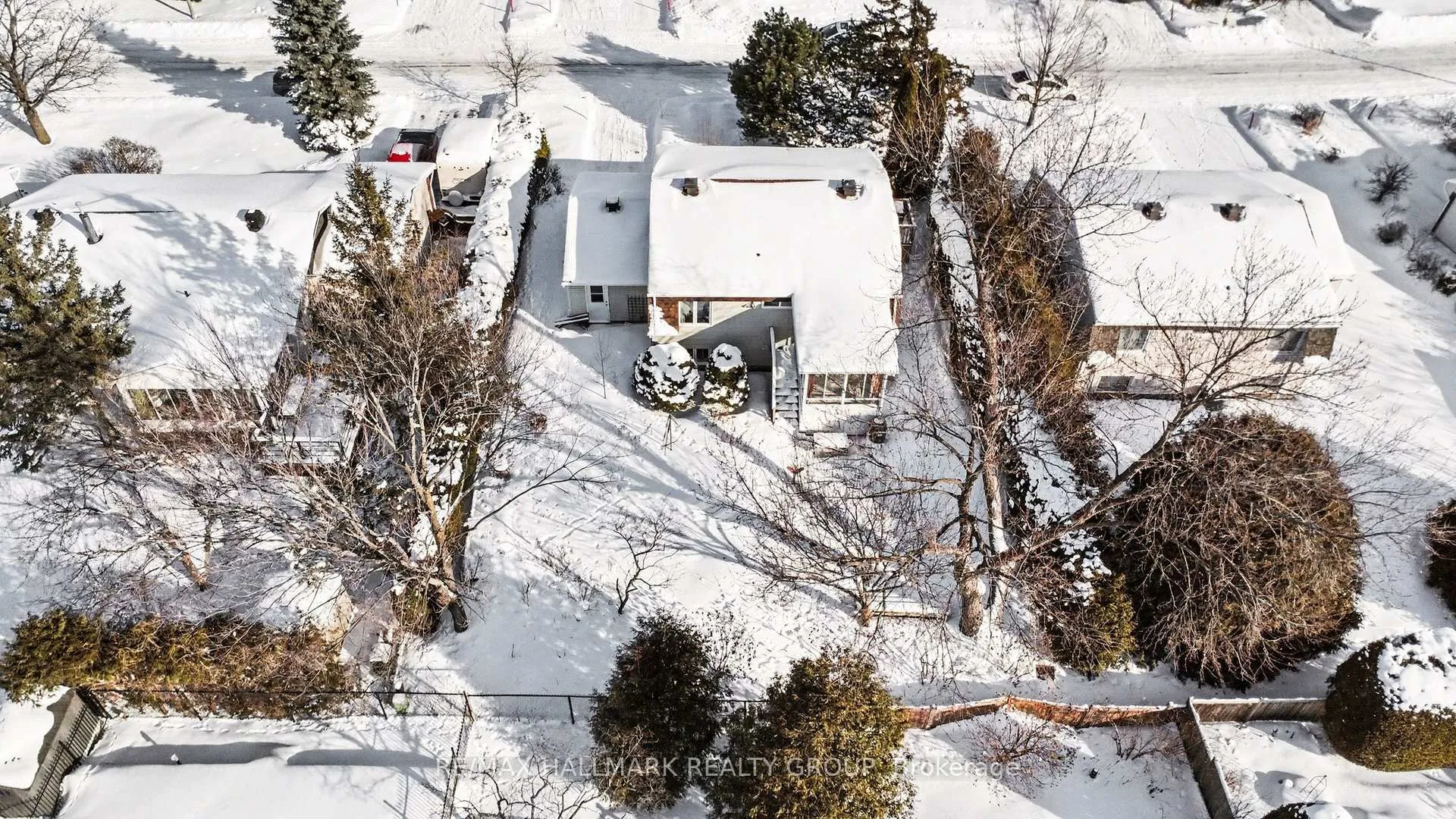 Photo 5 of 1044 Adley Road, Ottawa, Carson Grove — HOMEH
