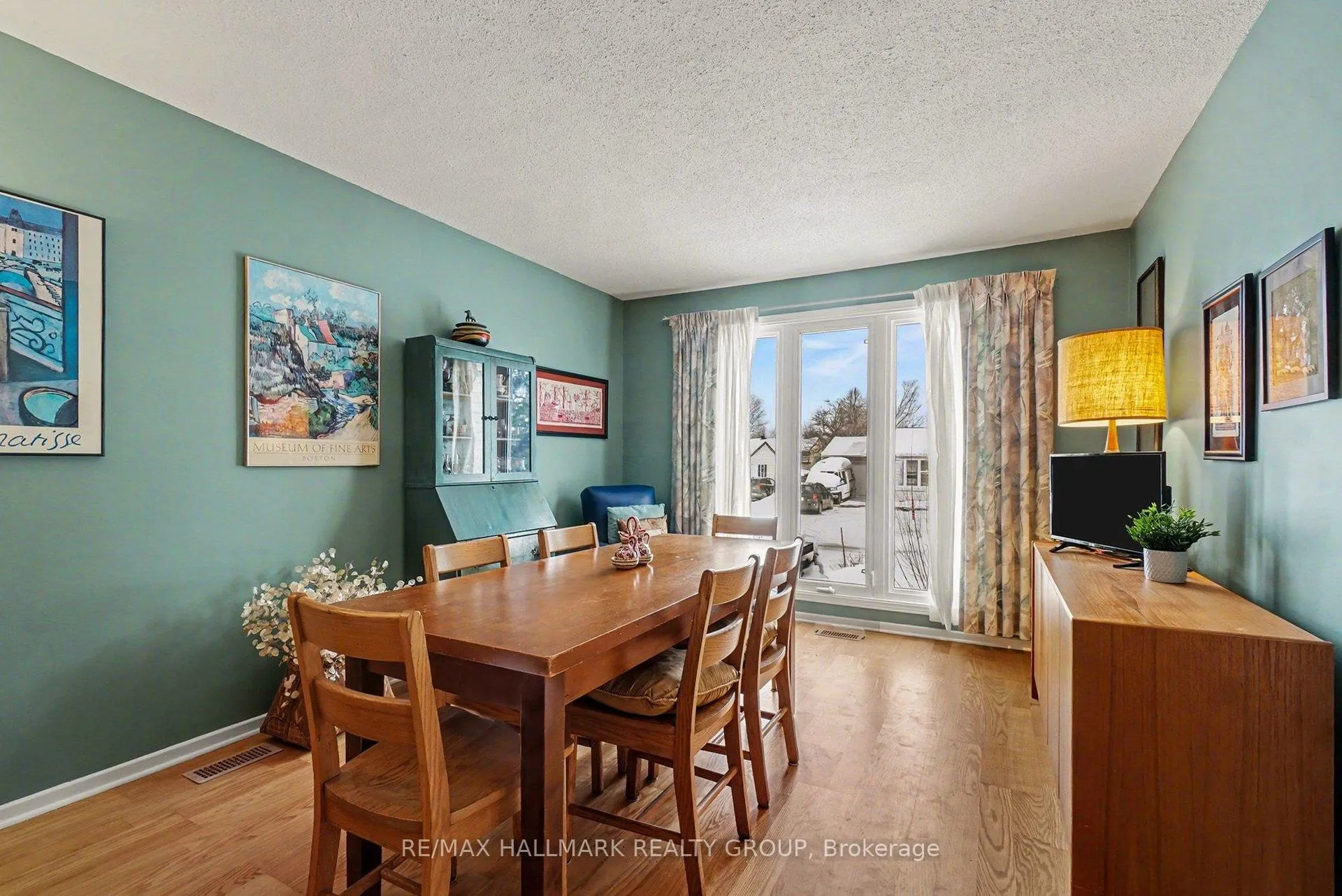 Photo 12 of 1044 Adley Road, Ottawa, Carson Grove — HOMEH