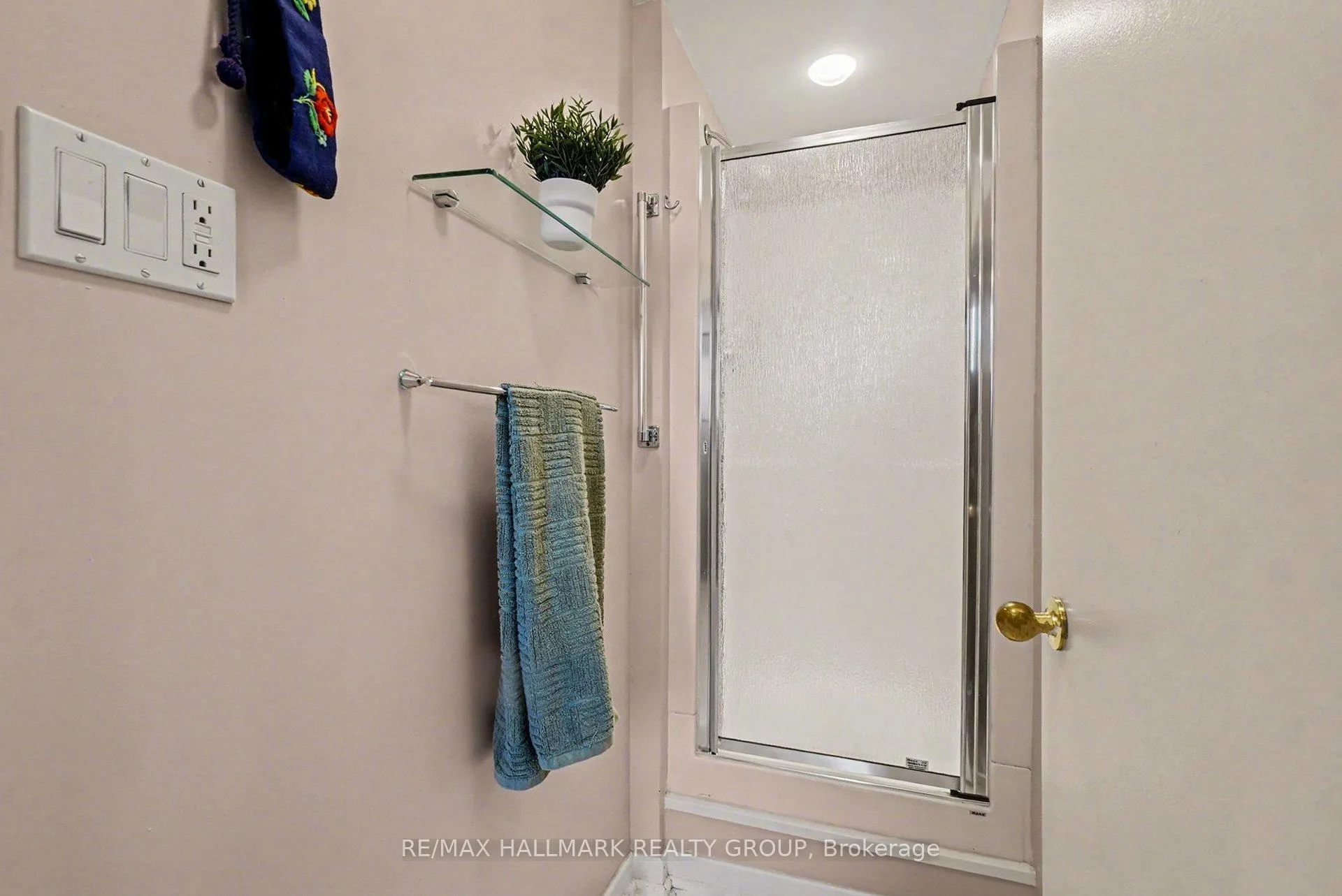 Photo 28 of 1044 Adley Road, Ottawa, Carson Grove — HOMEH