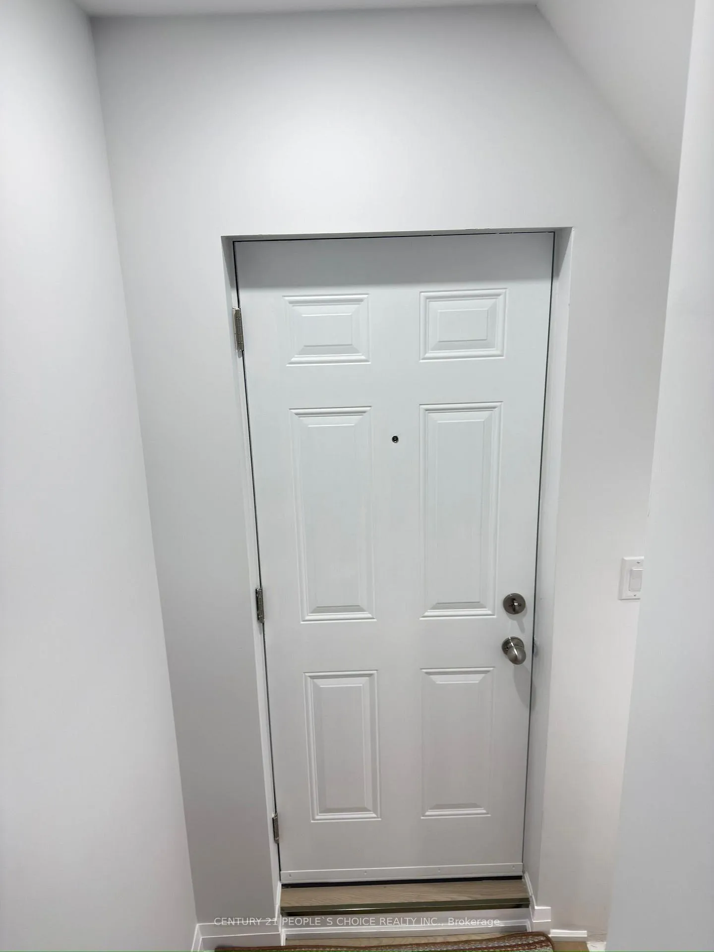 Photo 3 of Unit Bsmt, 89 Conarty Crescent, Whitby, Rural Whitby — HOMEH