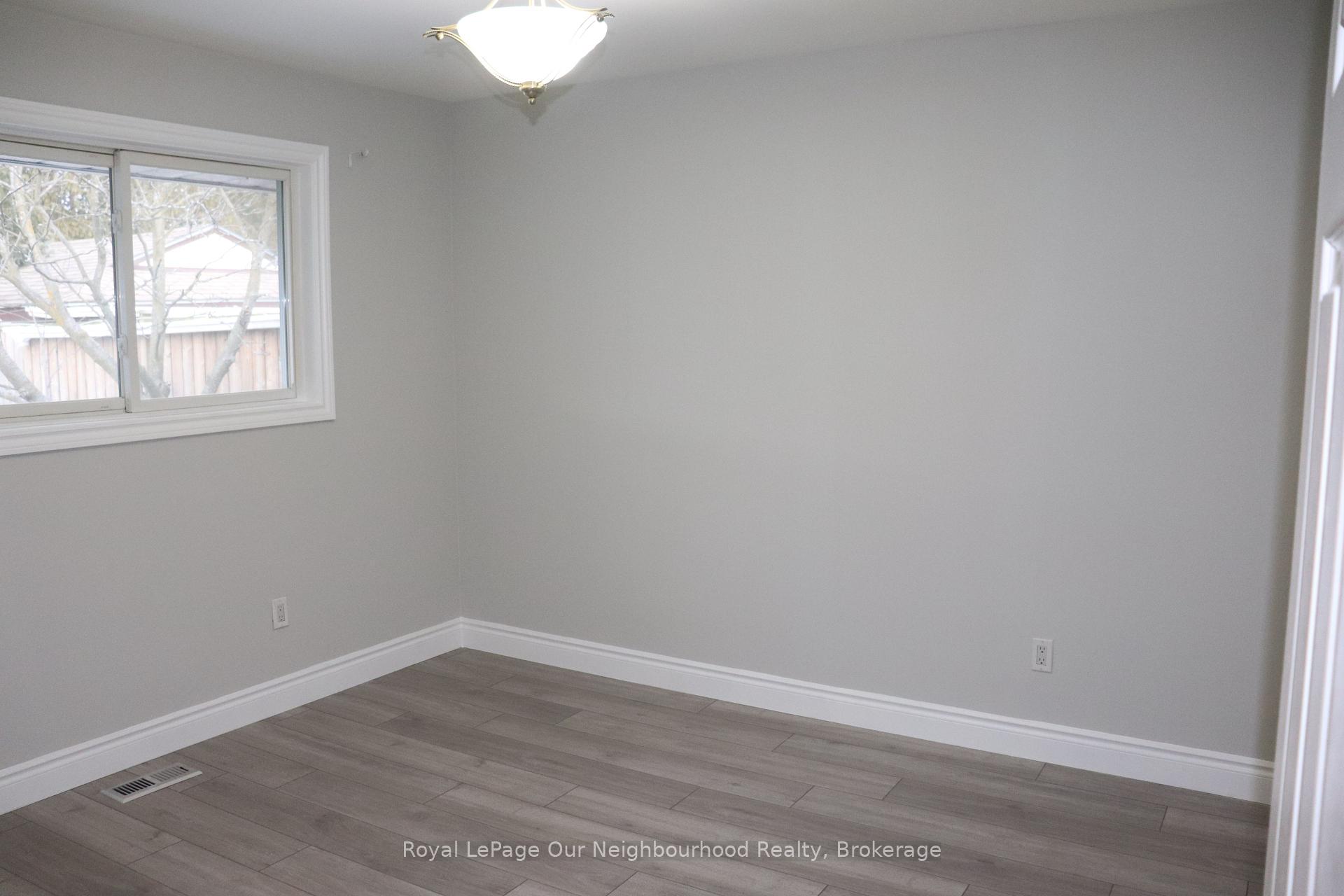 Photo 6 of 78 South Drive, Kitchener — HOMEH