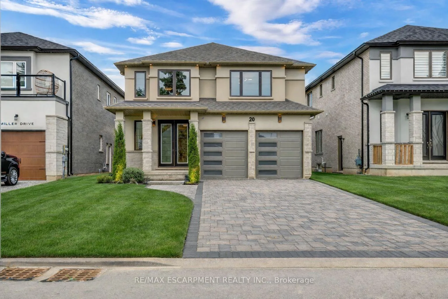 Photo 1 of 390 Southcote Road, Hamilton, Ancaster — HOMEH