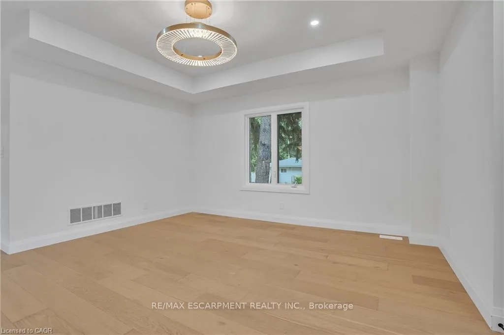Photo 14 of 390 Southcote Road, Hamilton, Ancaster — HOMEH