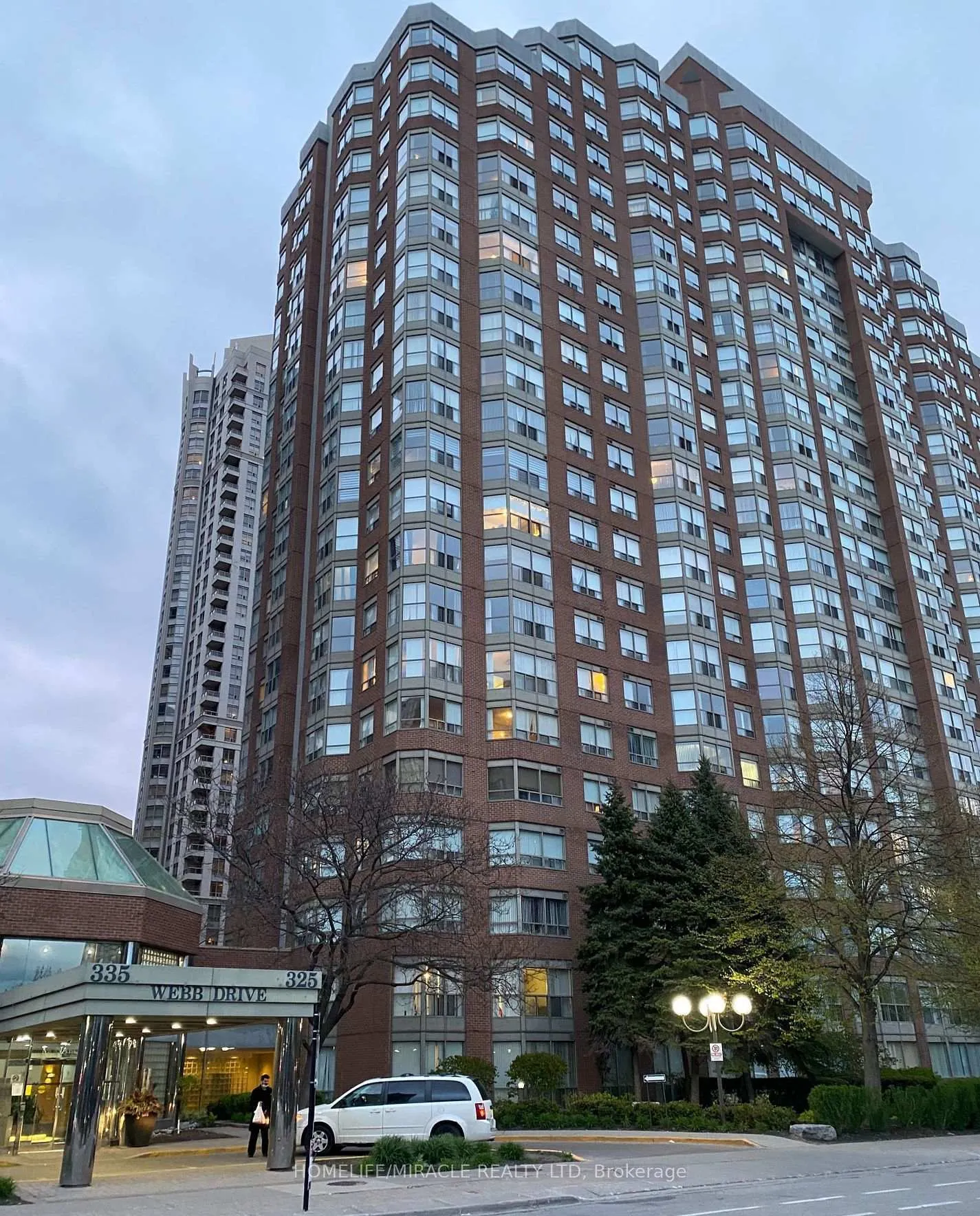 Front of Unit 808, 325 Webb Drive