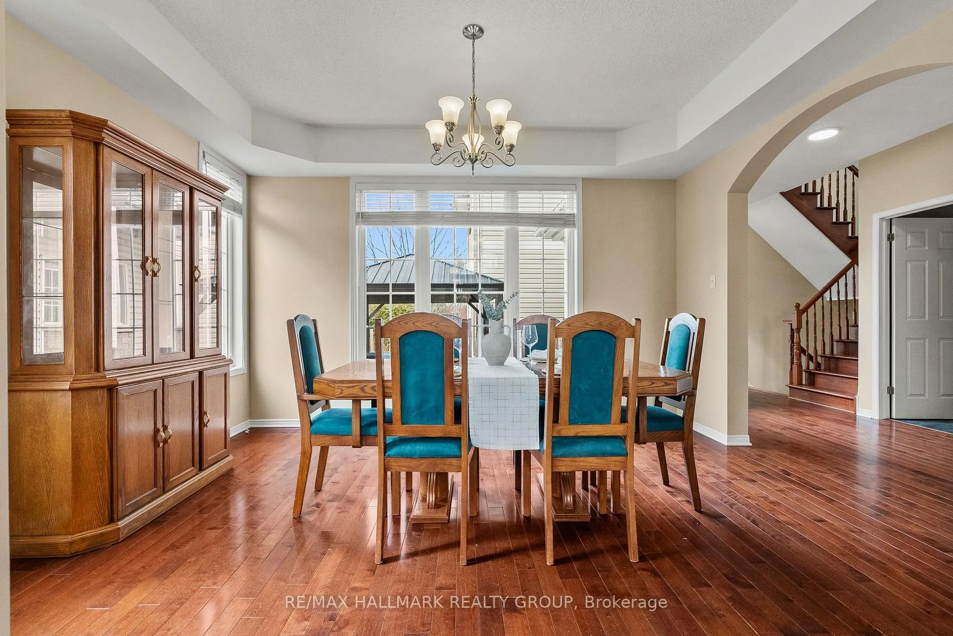 Photo 11 of 303 Parkin Circle, Ottawa, Blossom Park/Kemp Park/Findlay Creek — HOMEH