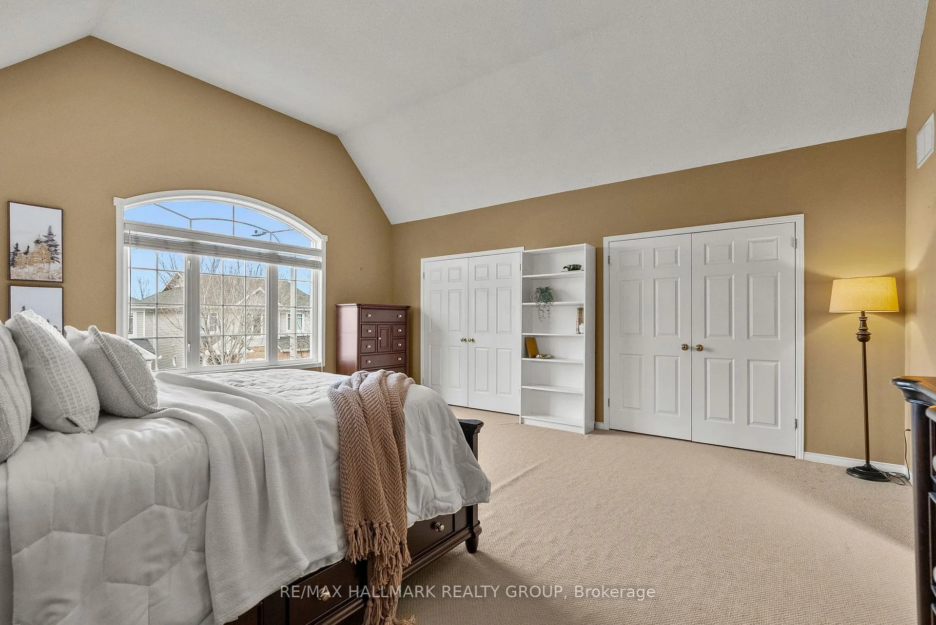 Photo 20 of 303 Parkin Circle, Ottawa, Blossom Park/Kemp Park/Findlay Creek — HOMEH