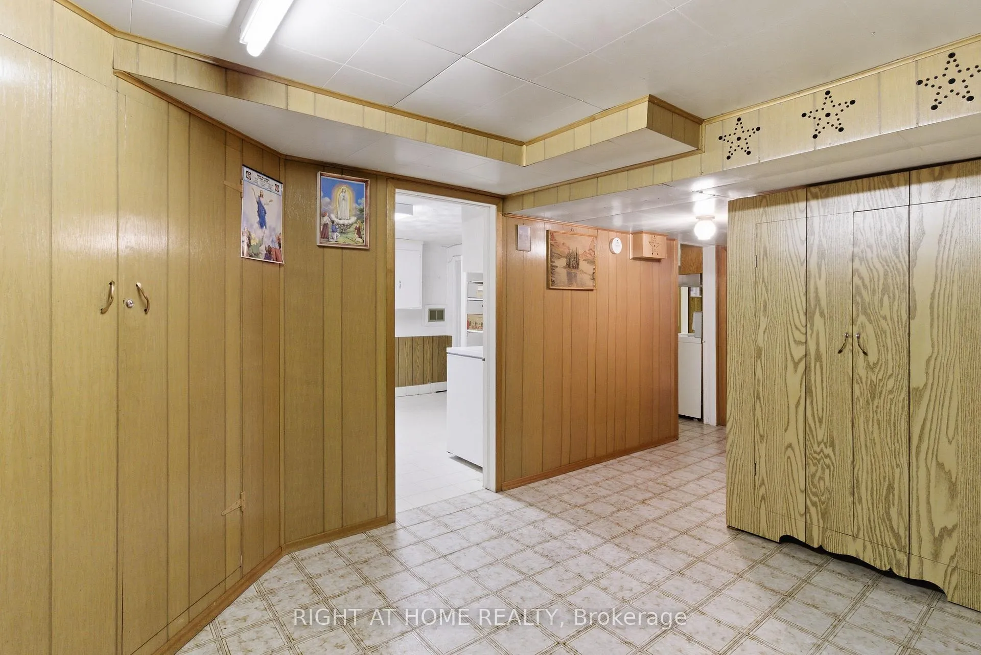 Photo 13 of 53 Tavistock Road, North York, Downsview-Roding-CFB — HOMEH