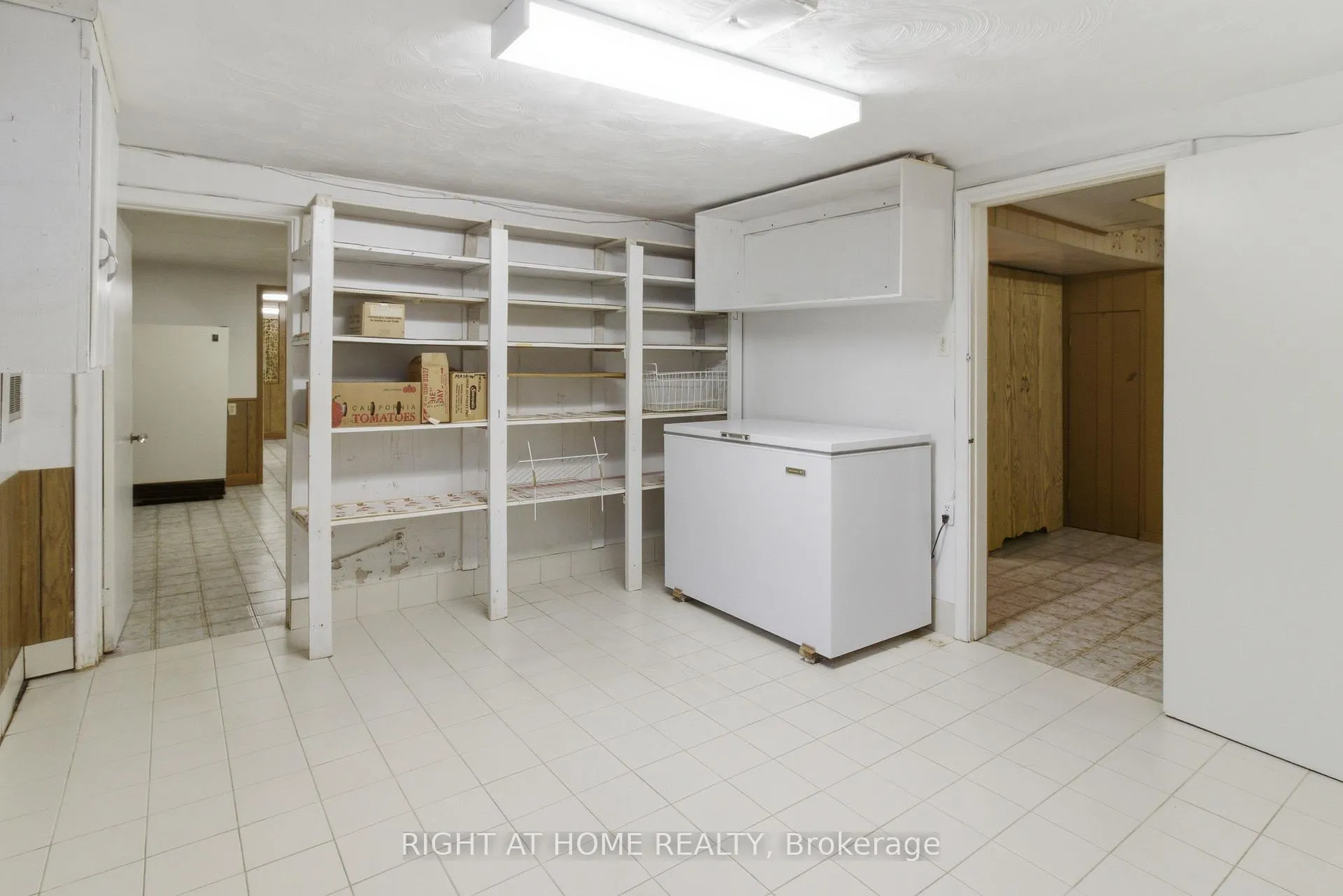 Photo 14 of 53 Tavistock Road, North York, Downsview-Roding-CFB — HOMEH