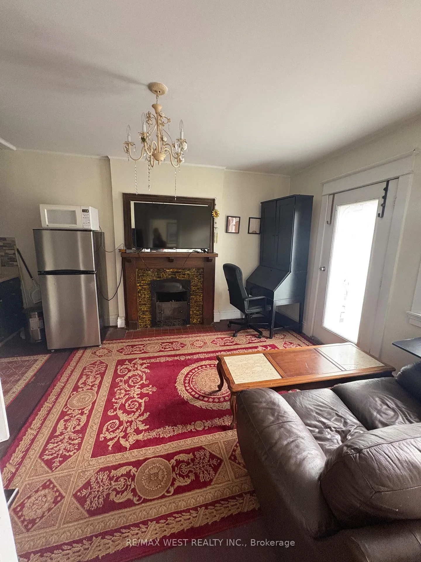 Photo 6 of Unit 1, 87 Medland Crescent, Toronto, High Park North — HOMEH