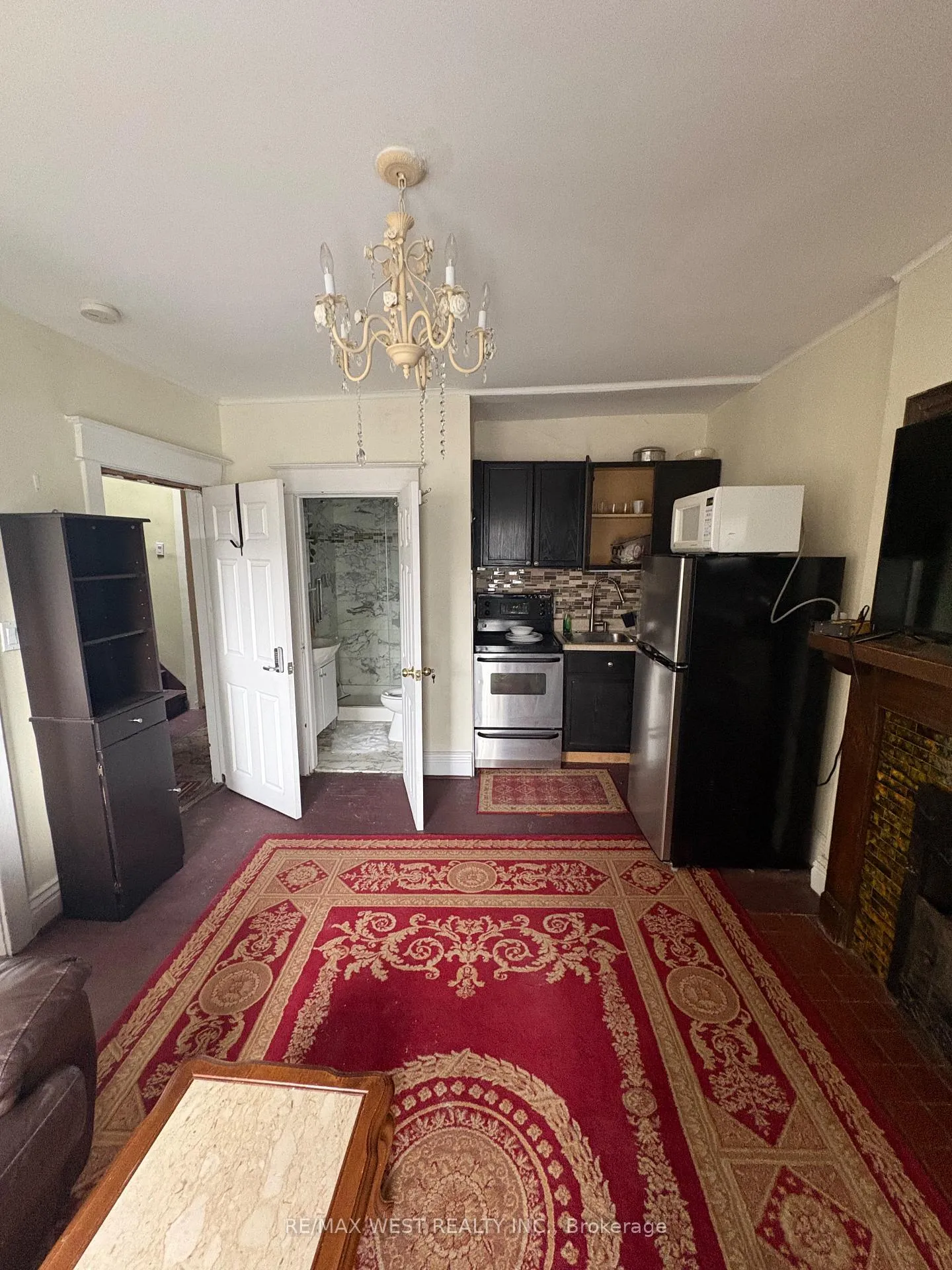 Photo 7 of Unit 1, 87 Medland Crescent, Toronto, High Park North — HOMEH