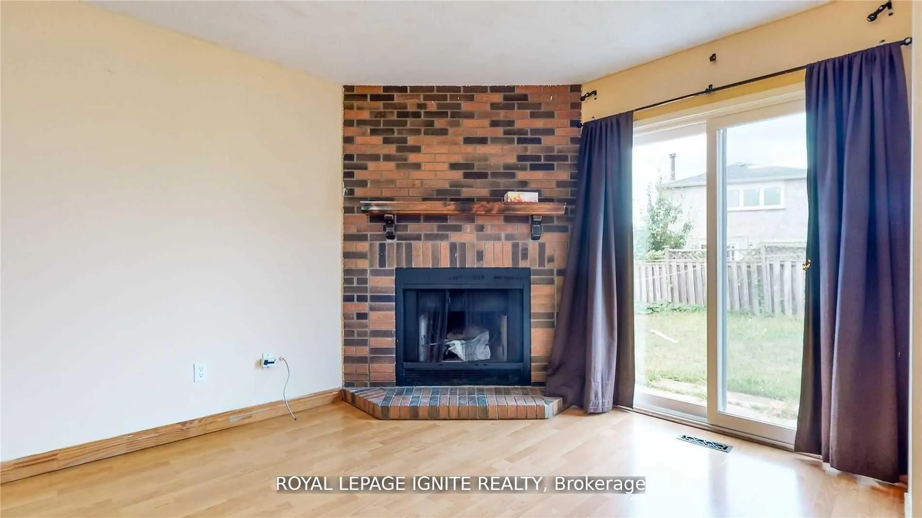 Photo 9 of Unit Main, 11 James Edward Drive, Markham, Middlefield — HOMEH