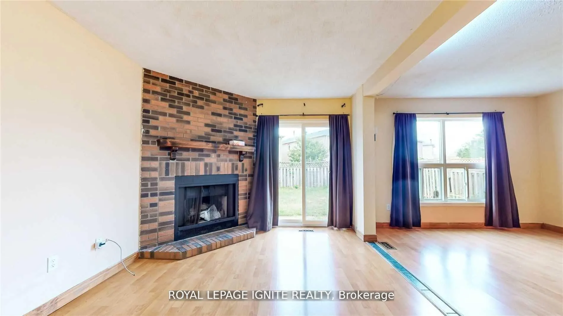 Photo 10 of Unit Main, 11 James Edward Drive, Markham, Middlefield — HOMEH