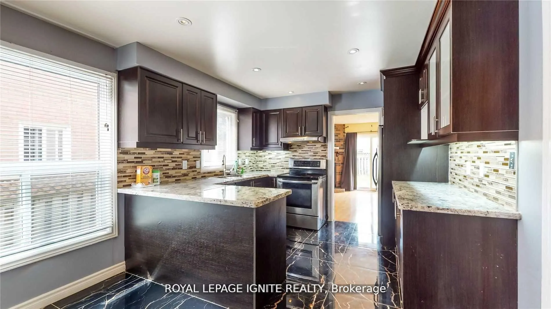Photo 16 of Unit Main, 11 James Edward Drive, Markham, Middlefield — HOMEH