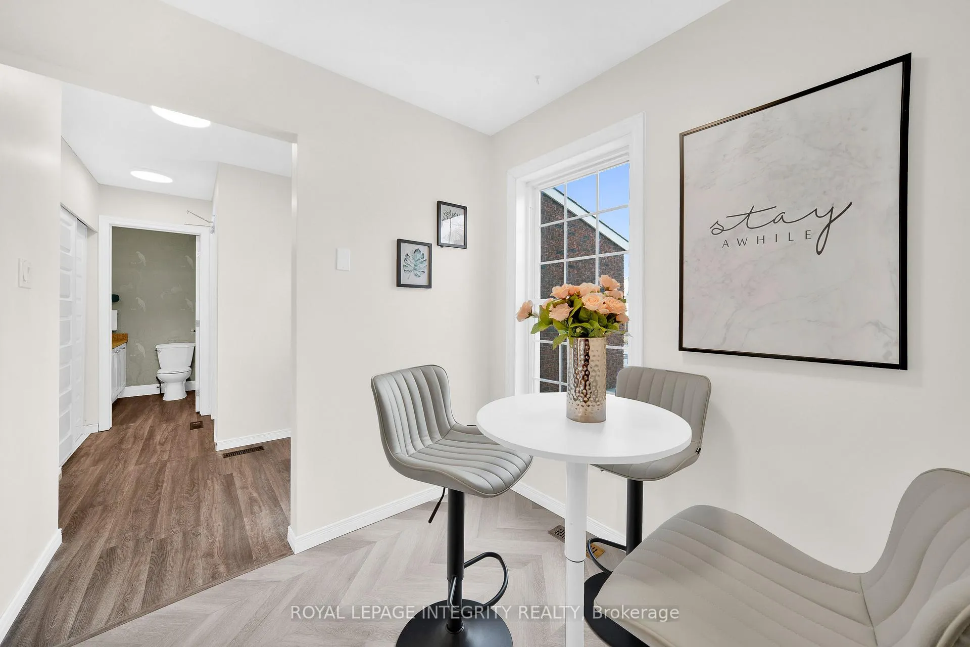 Photo 4 of 15 Tarquin Crescent, Ottawa, Westcliffe Estates — HOMEH