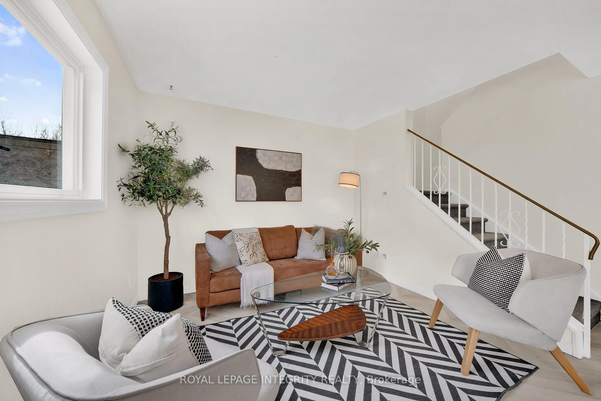 Photo 14 of 15 Tarquin Crescent, Ottawa, Westcliffe Estates — HOMEH