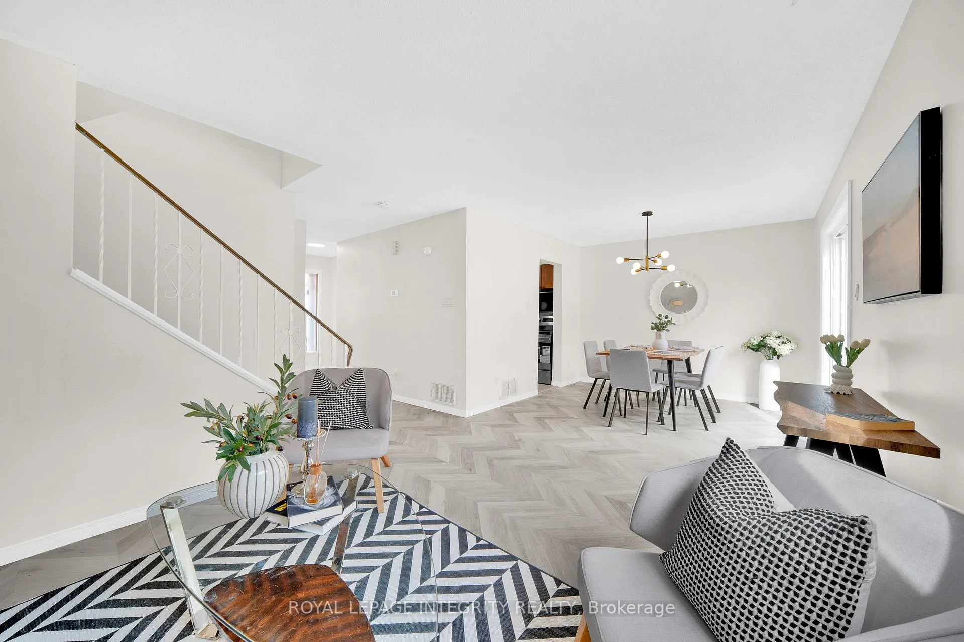 Photo 16 of 15 Tarquin Crescent, Ottawa, Westcliffe Estates — HOMEH