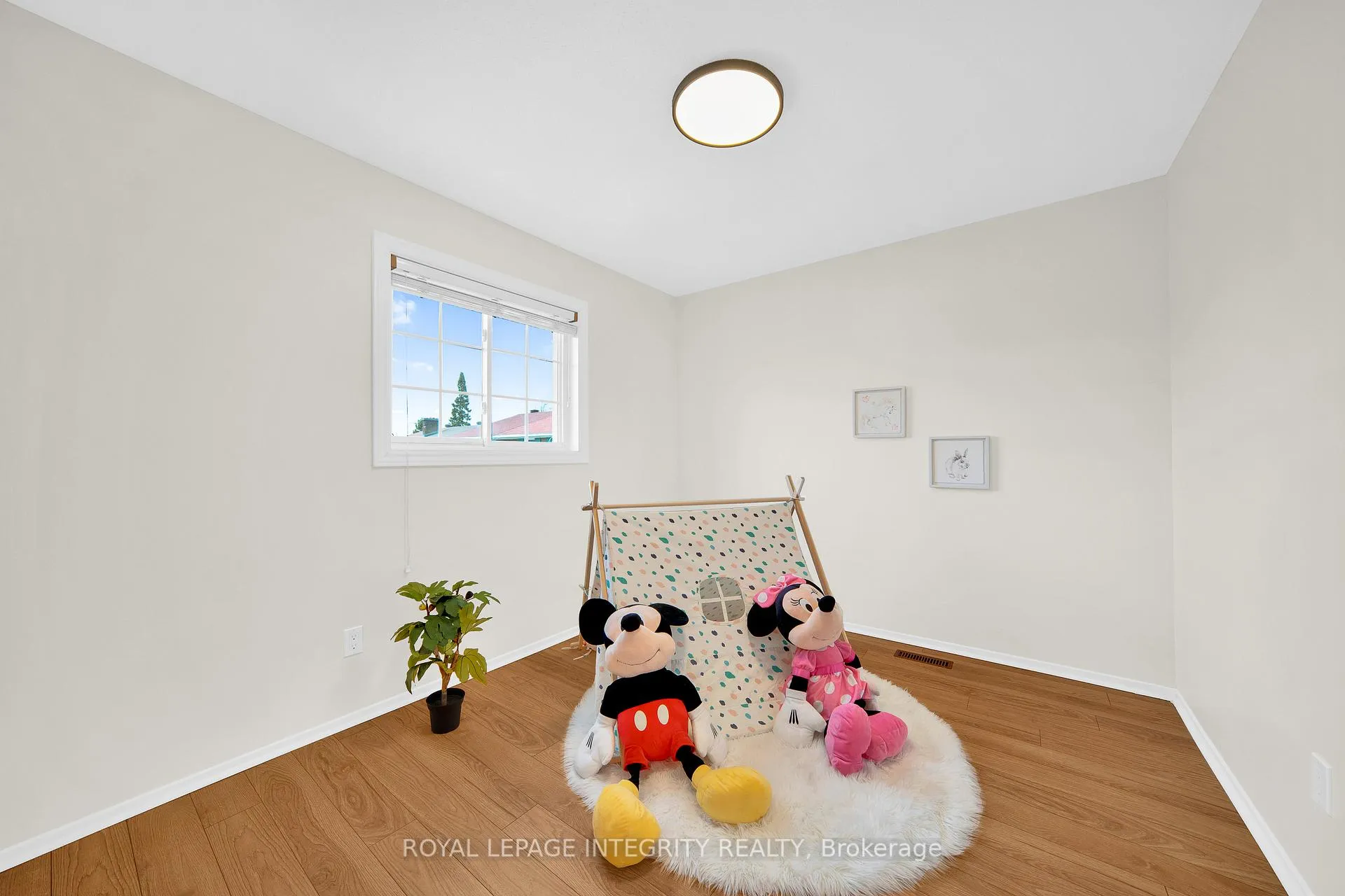 Photo 26 of 15 Tarquin Crescent, Ottawa, Westcliffe Estates — HOMEH