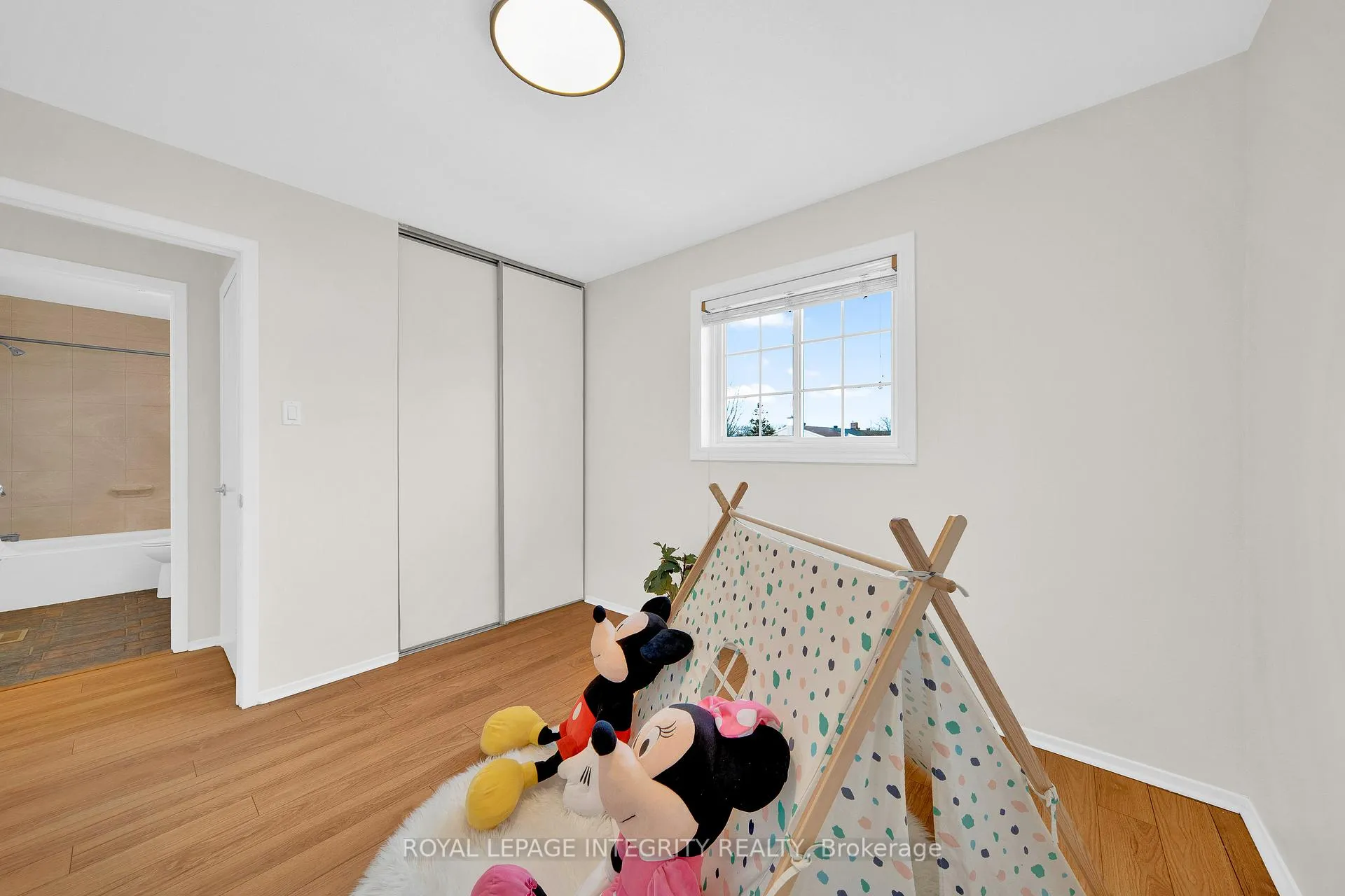 Photo 27 of 15 Tarquin Crescent, Ottawa, Westcliffe Estates — HOMEH