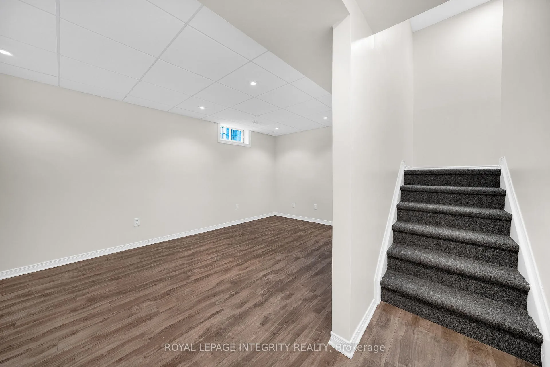 Photo 28 of 15 Tarquin Crescent, Ottawa, Westcliffe Estates — HOMEH
