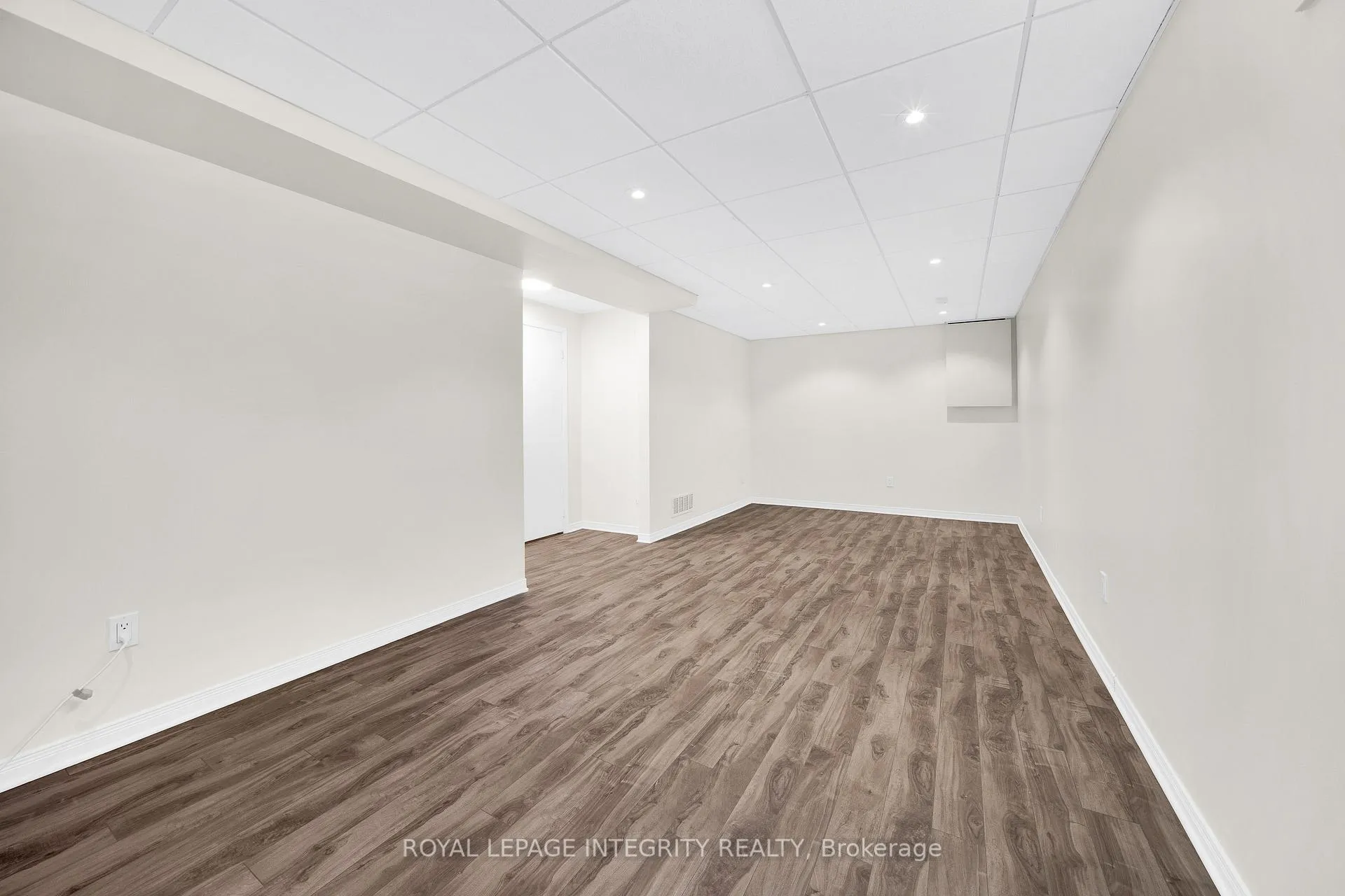 Photo 30 of 15 Tarquin Crescent, Ottawa, Westcliffe Estates — HOMEH