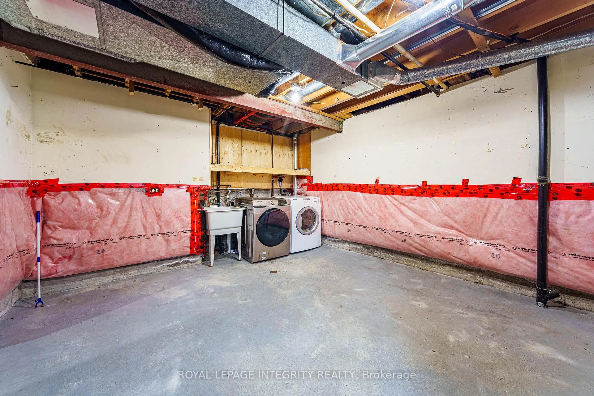 Photo 32 of 15 Tarquin Crescent, Ottawa, Westcliffe Estates — HOMEH