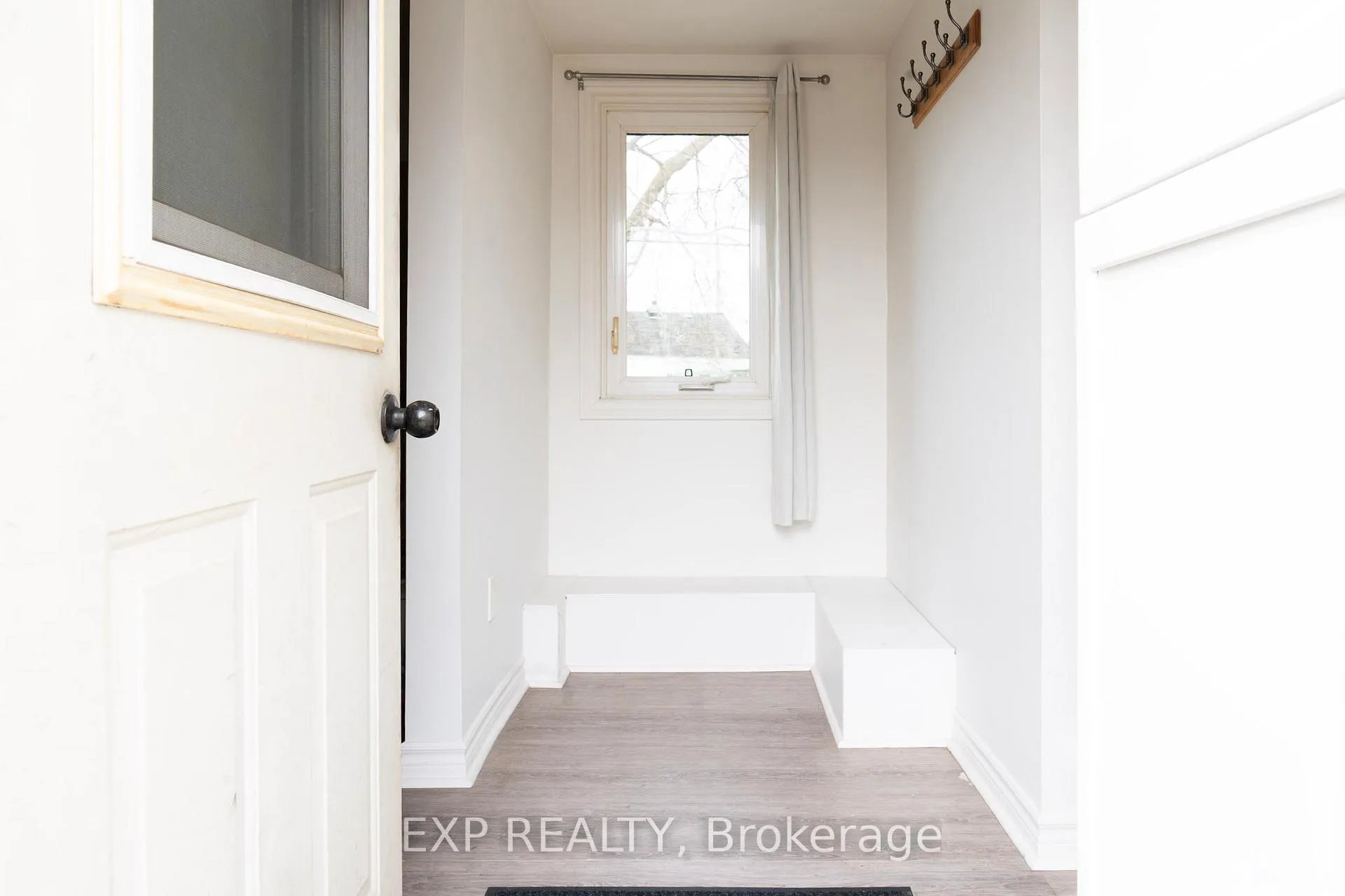 Photo 19 of 125 Grantham Avenue S, St. Catharines, E. Chester — HOMEH