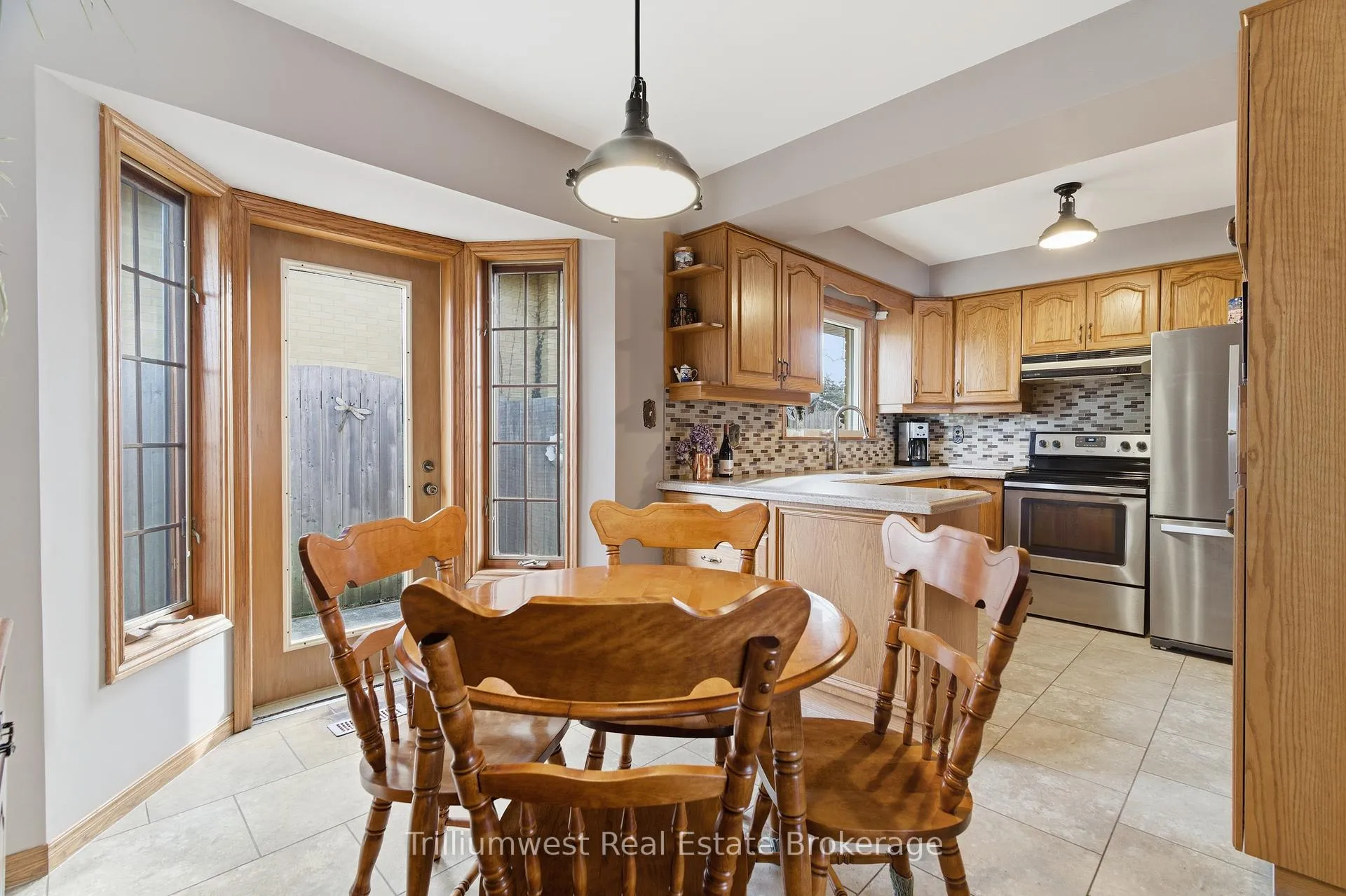 Photo 15 of 135 Burbank Road, Kitchener — HOMEH