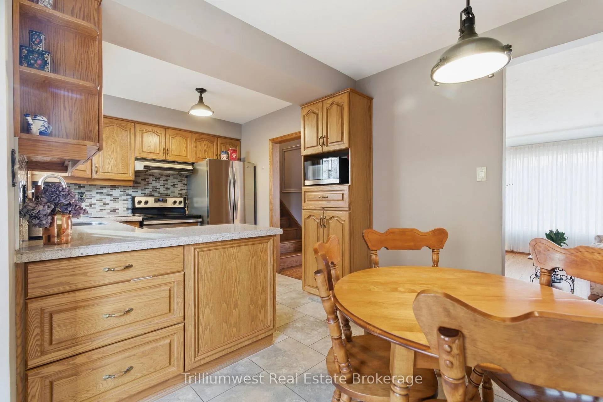 Photo 16 of 135 Burbank Road, Kitchener — HOMEH