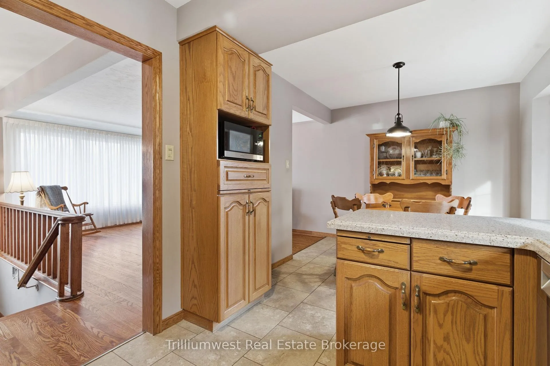 Photo 18 of 135 Burbank Road, Kitchener — HOMEH
