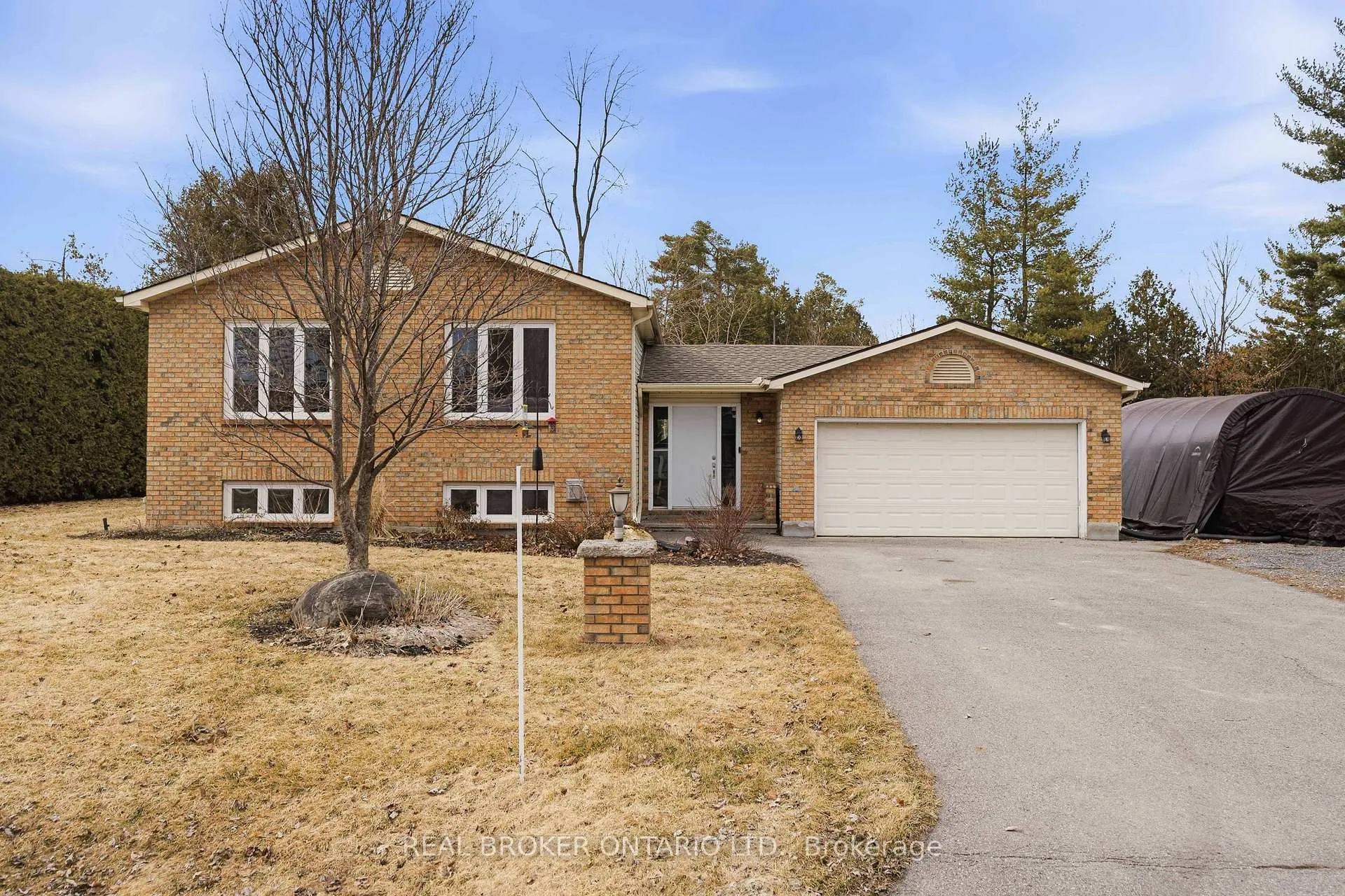 Front of 5723 Loyalist Street