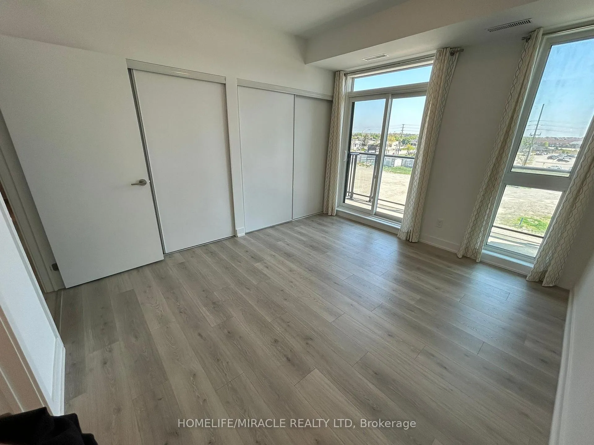 Photo 8 of Unit 303, 1 Climo Lane, Markham, Wismer — HOMEH