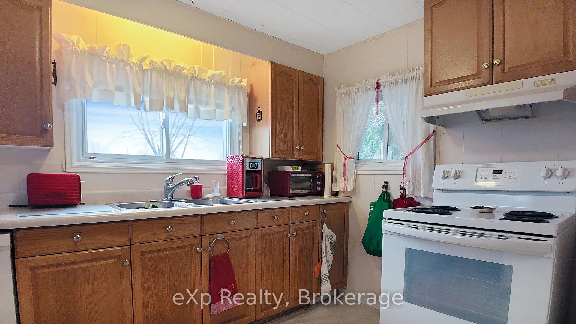 Photo 9 of 9 Dove Road, Brockton — HOMEH
