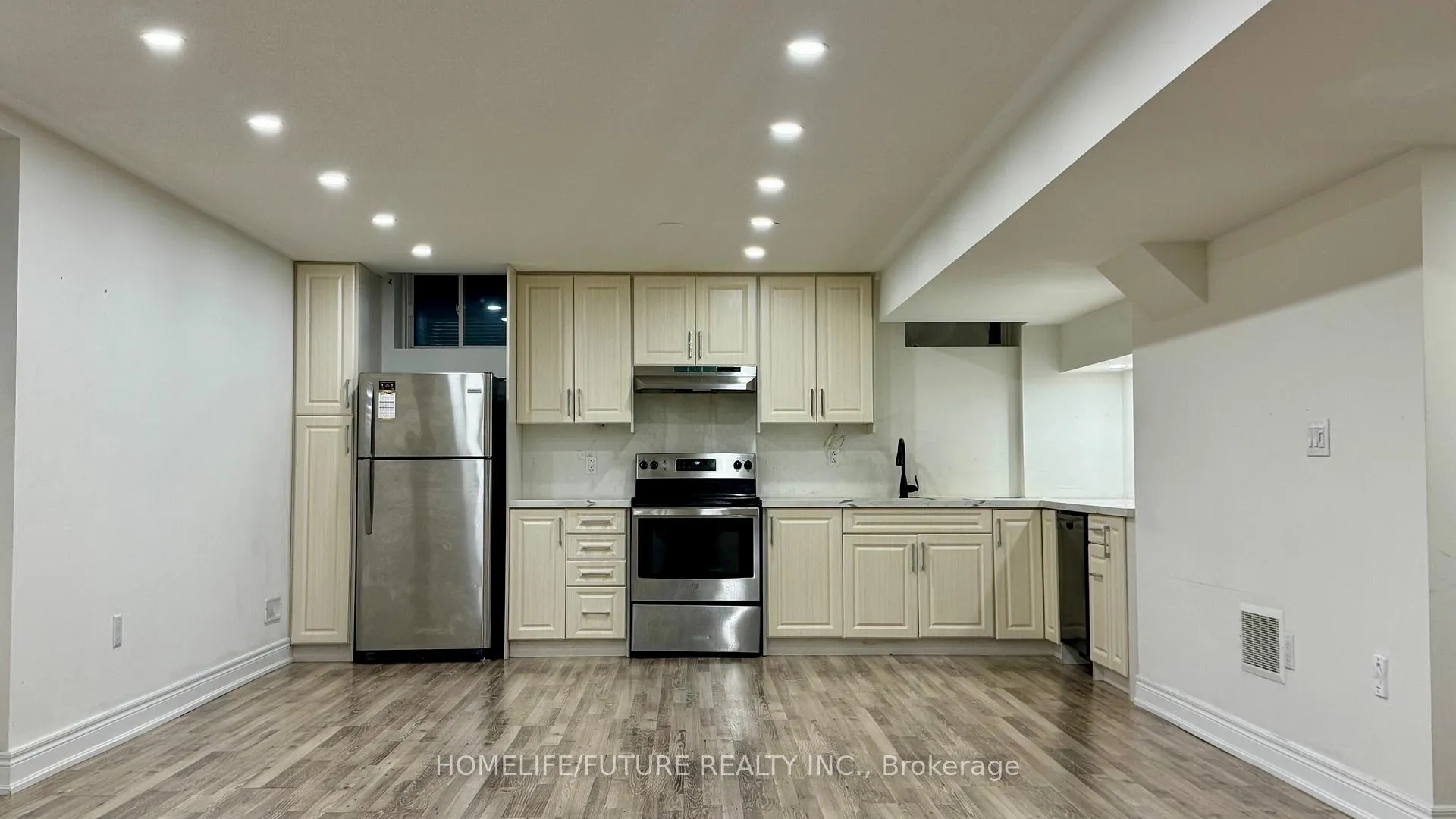 Photo 2 of Unit Bsmt, 2642 Sapphire Drive, Pickering, Rural Pickering — HOMEH