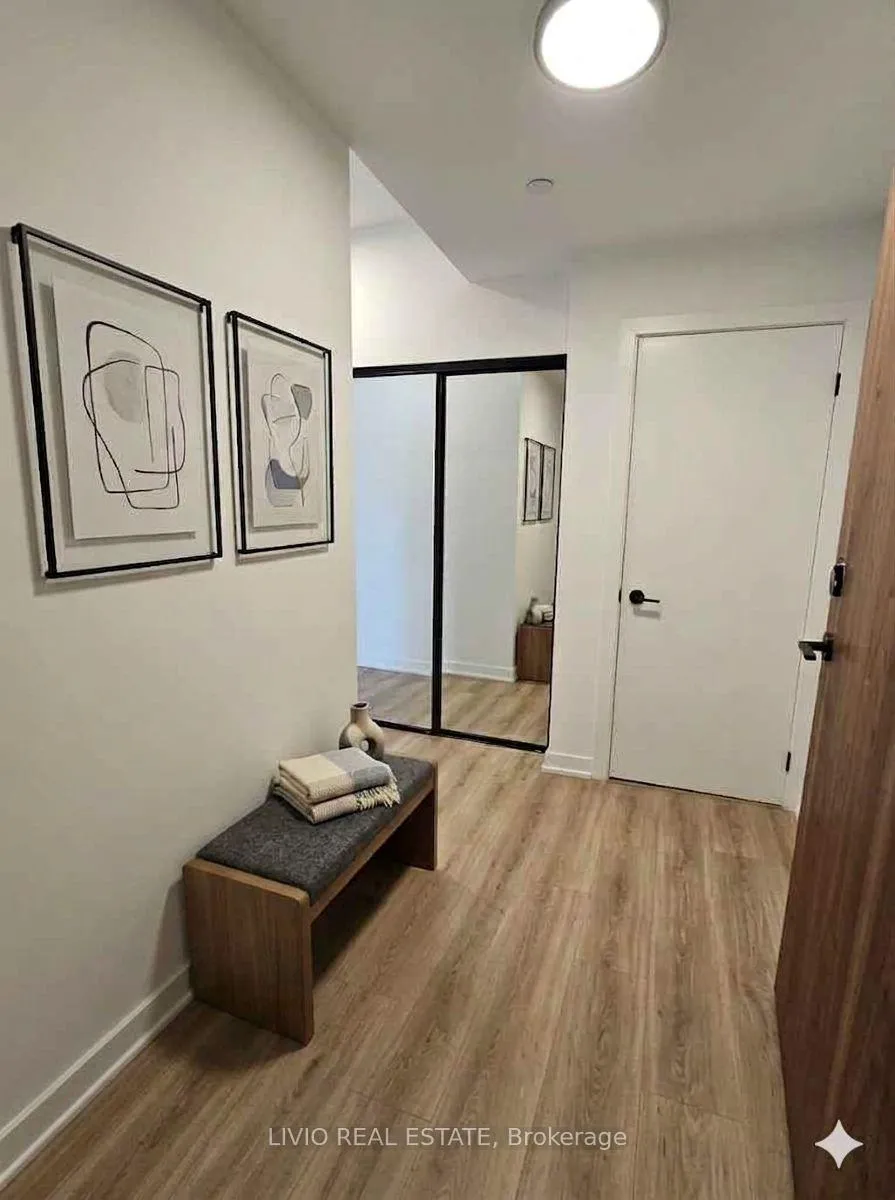 Photo 4 of Unit 505, 10 lagerfeld Drive E, Brampton, Northwest Brampton — HOMEH