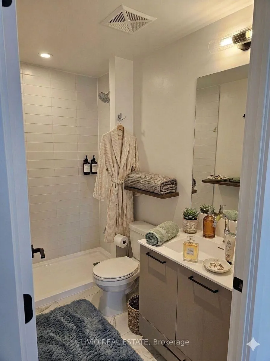 Photo 10 of Unit 505, 10 lagerfeld Drive E, Brampton, Northwest Brampton — HOMEH