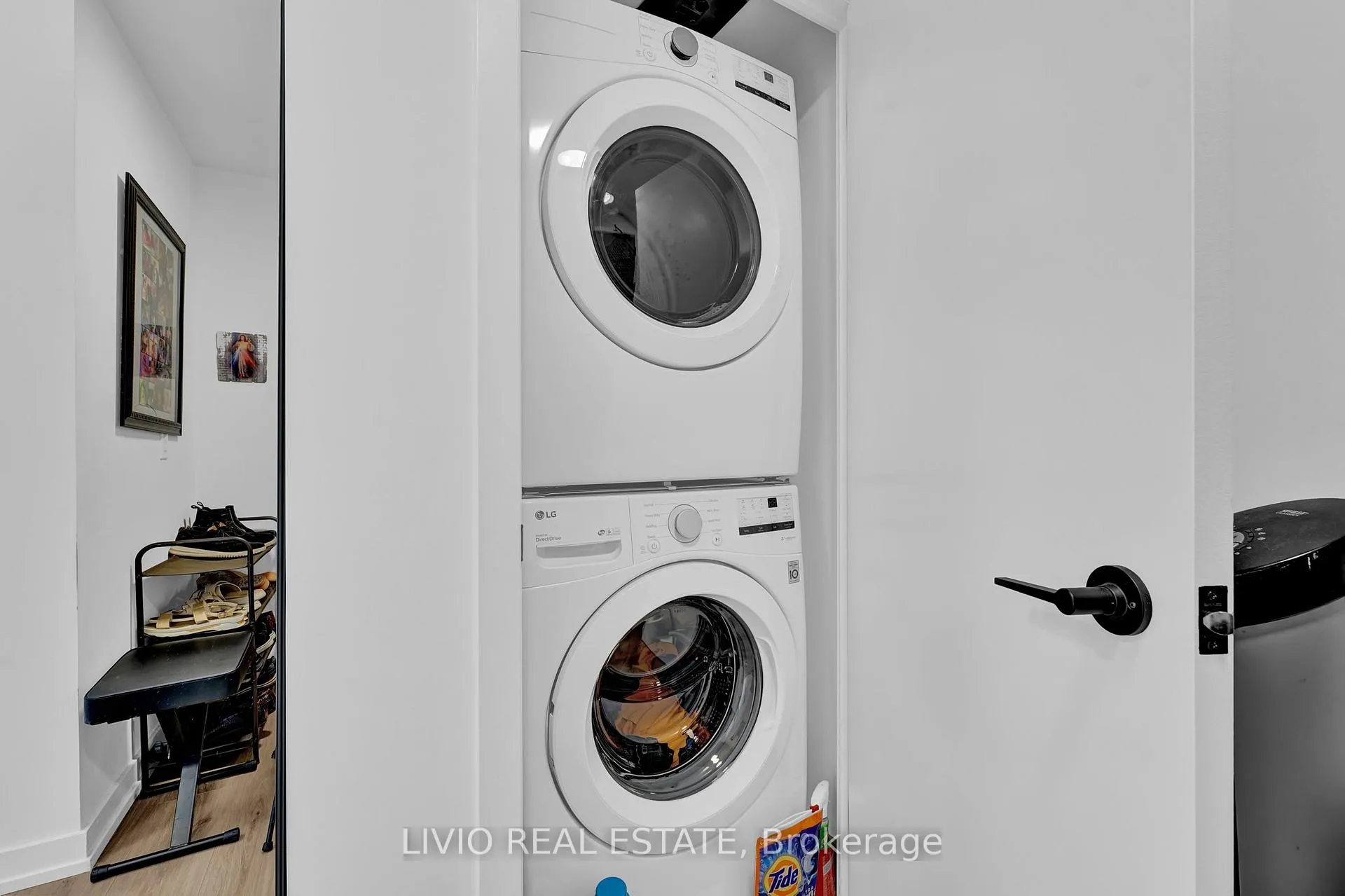 Photo 12 of Unit 505, 10 lagerfeld Drive E, Brampton, Northwest Brampton — HOMEH