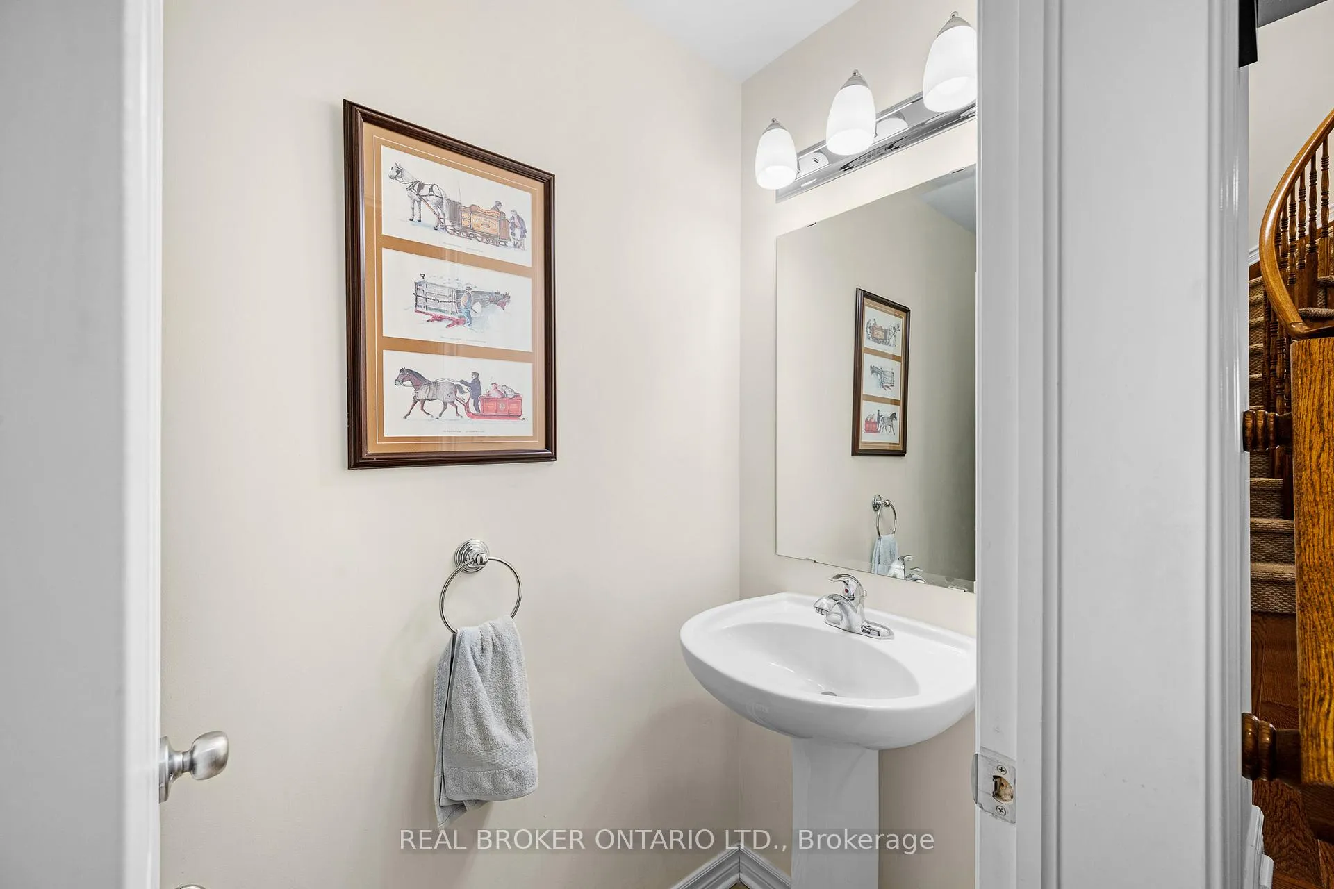 Photo 5 of 716 Whaley Ridge, Ottawa, Avalon East — HOMEH