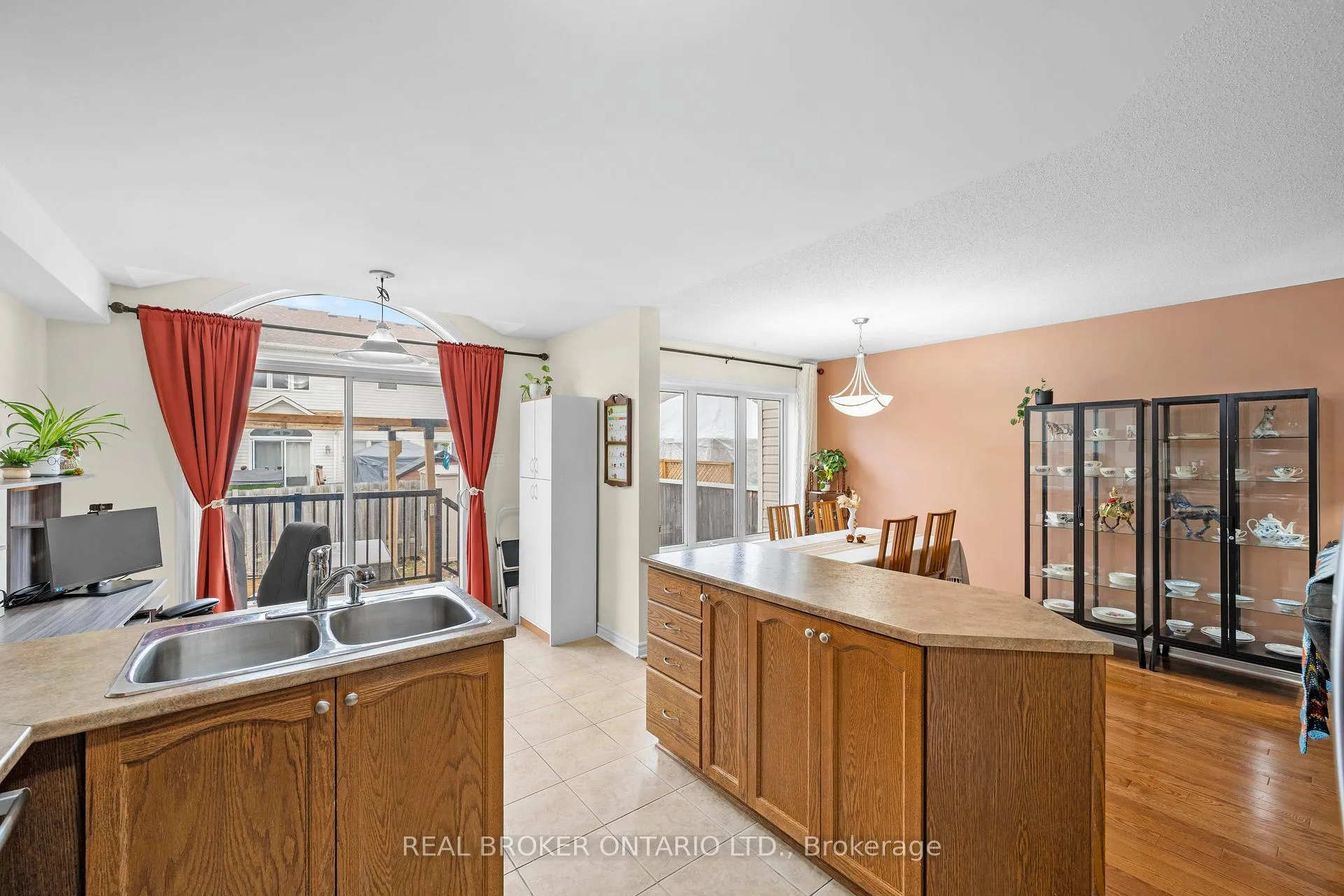 Photo 17 of 716 Whaley Ridge, Ottawa, Avalon East — HOMEH